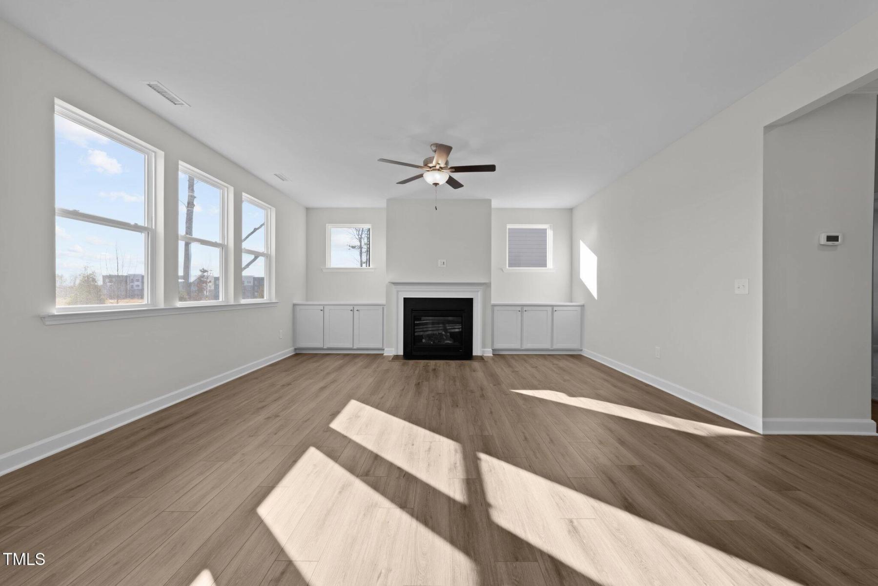 Image 7 of Davidson Homes' New Home at 432 Golden Dragonfly Street