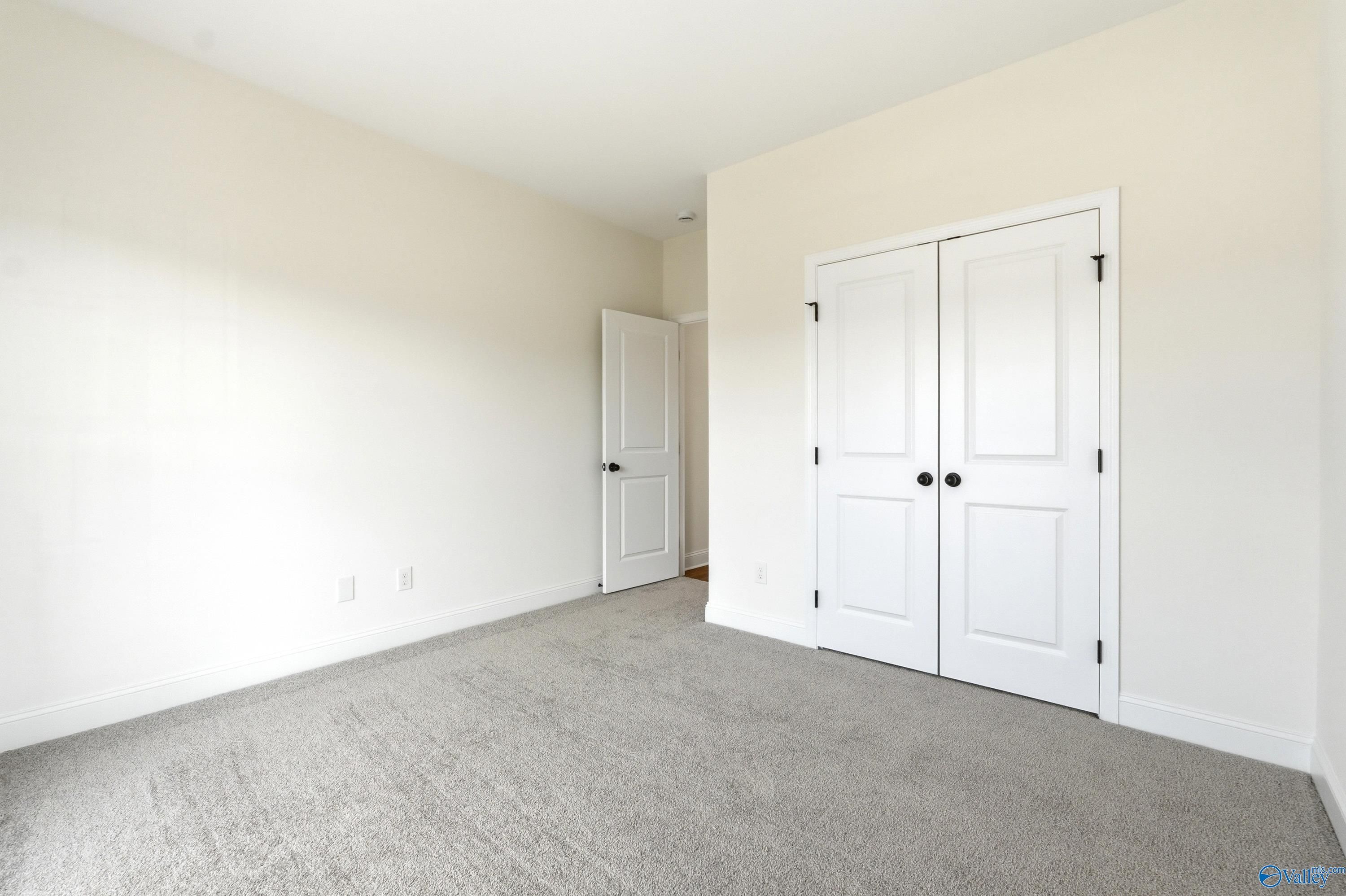 Image 7 of Davidson Homes' New Home at 304 Keller Drive