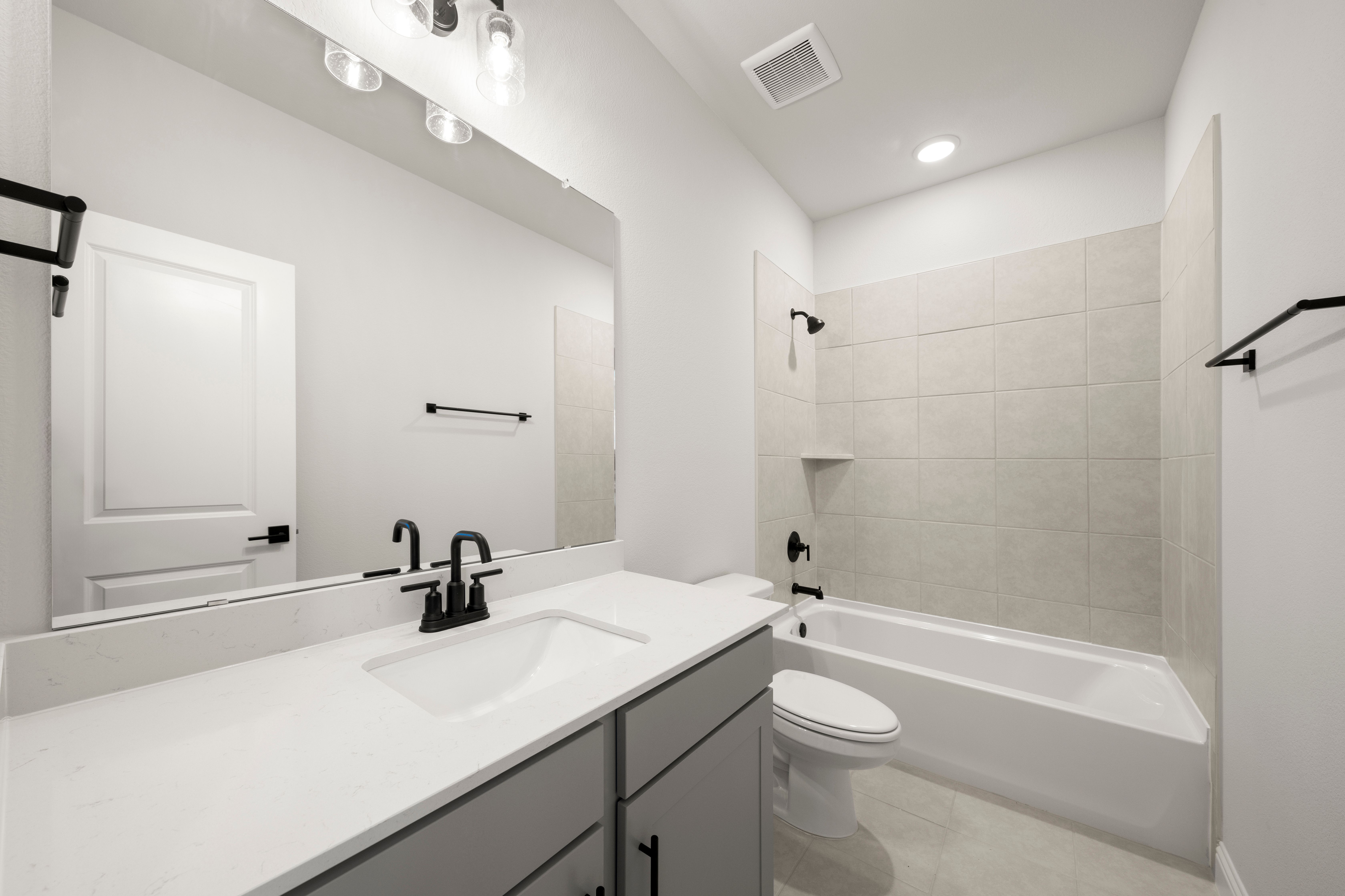 Image 7 of Davidson Homes' New Home at 218 Briarwood Drive