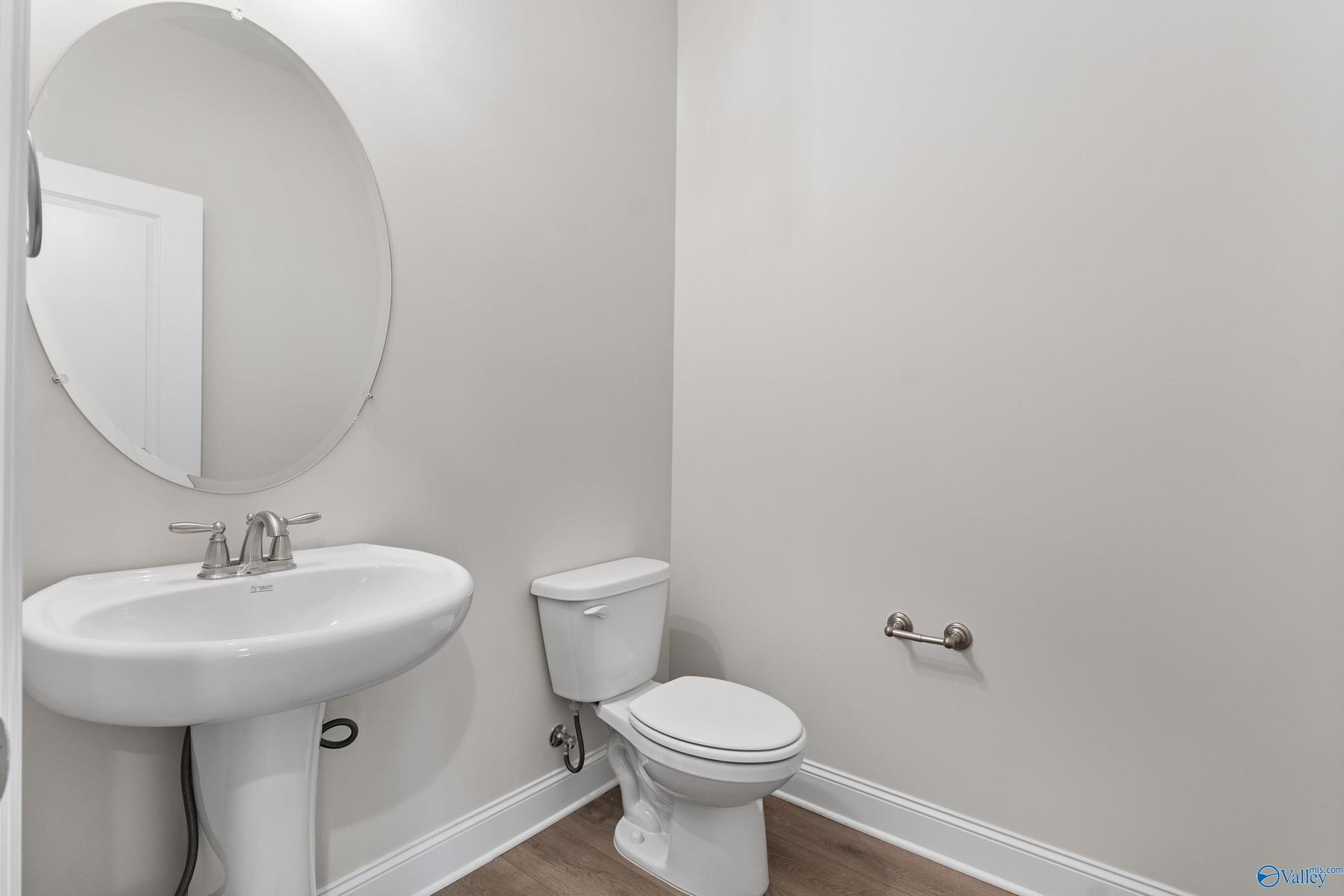 Image 30 of Davidson Homes' New Home at 211 Kendall Farms Boulevard