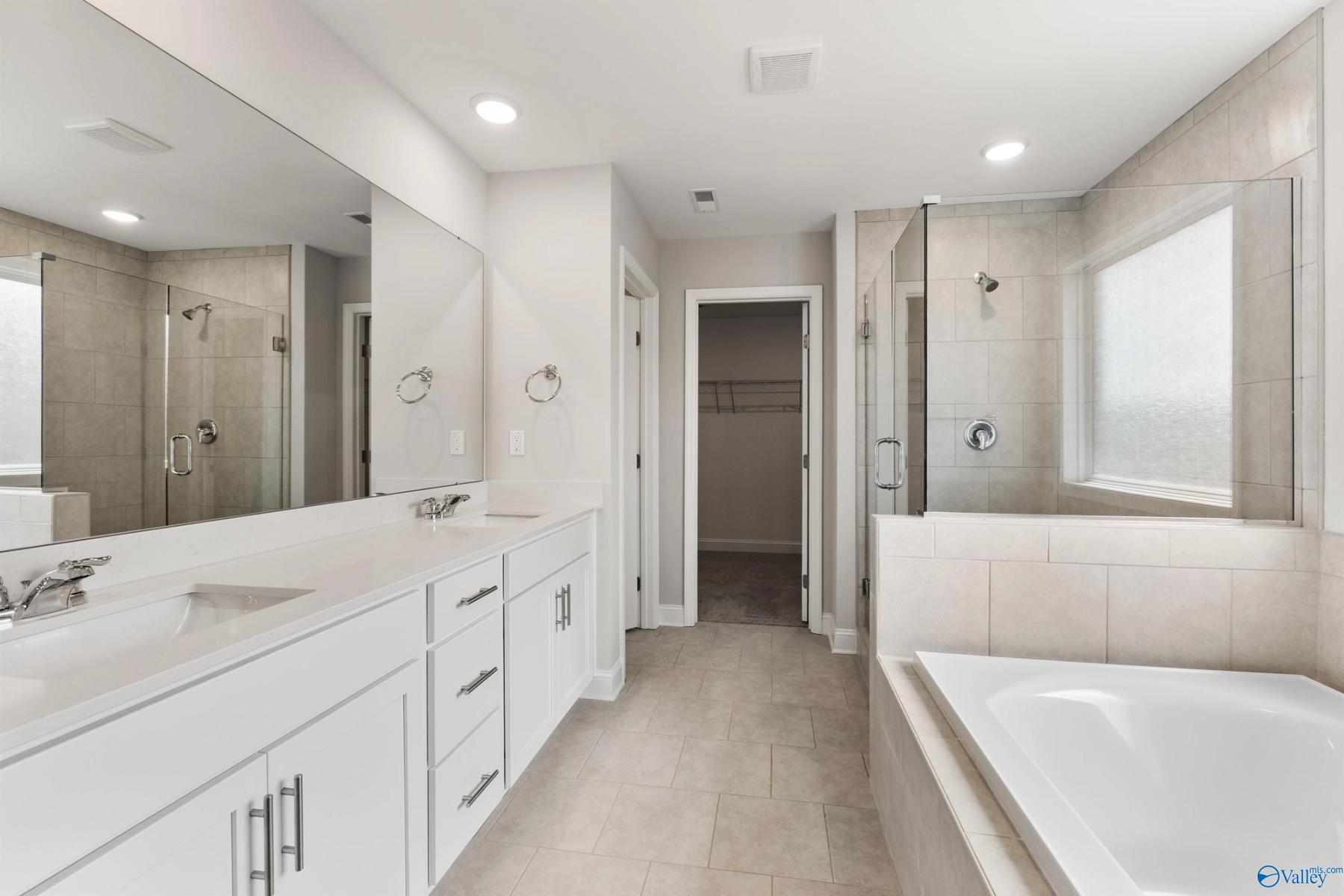 Image 16 of Davidson Homes' New Home at 226 White Horse Way