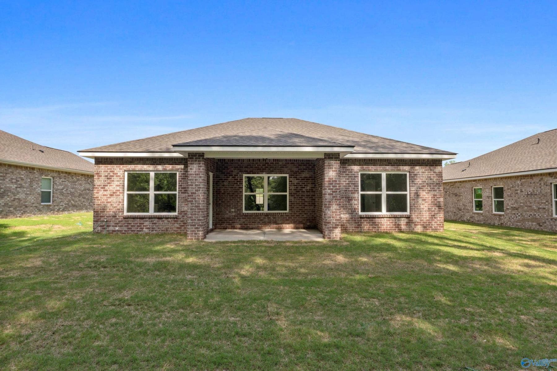 Image 25 of Davidson Homes' New Home at 162 River Pointe Drive