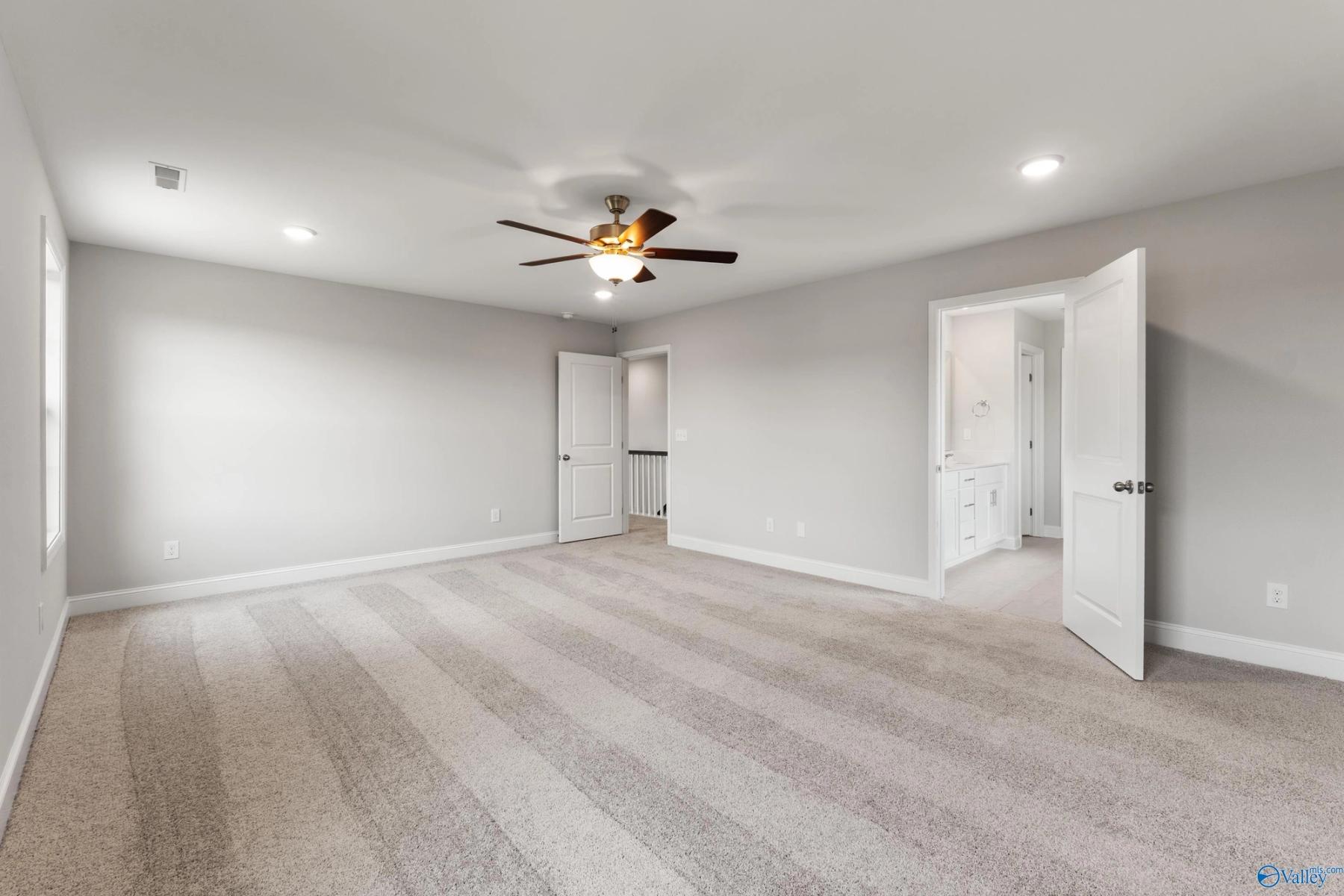 Image 15 of Davidson Homes' New Home at 226 White Horse Way