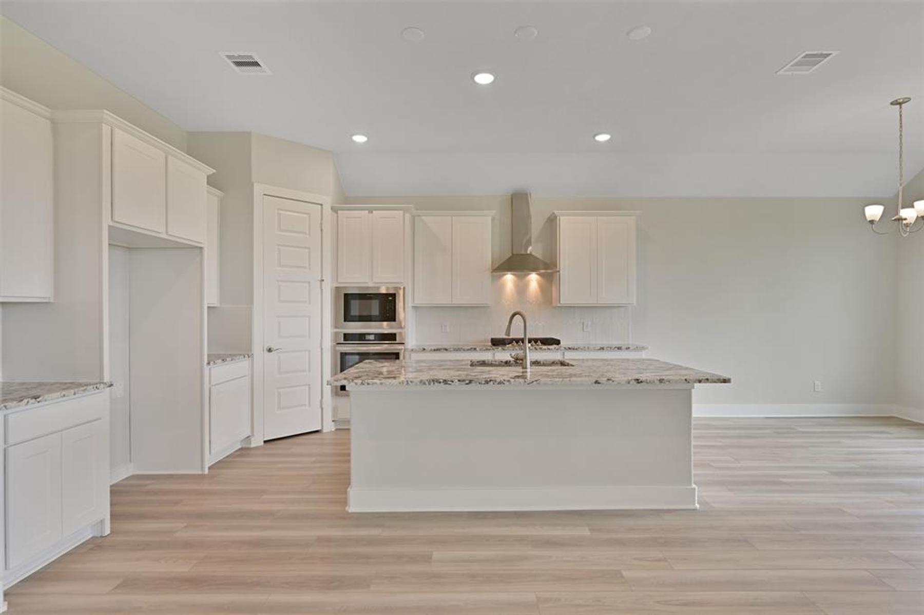 Image 16 of Davidson Homes' New Home at 3318 Salton Sea Lane