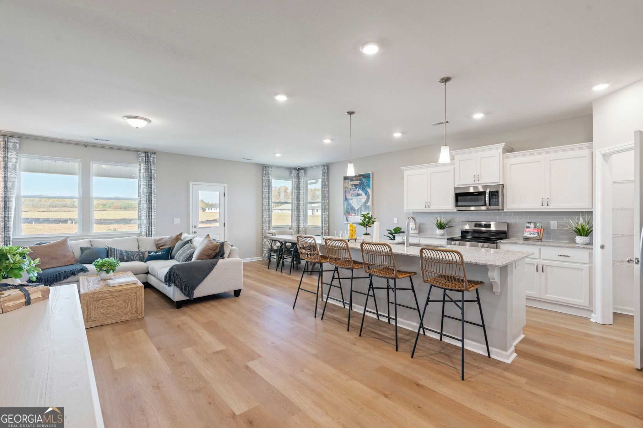 Image 10 of Davidson Homes' New Home at 211 Ivy Glen Drive