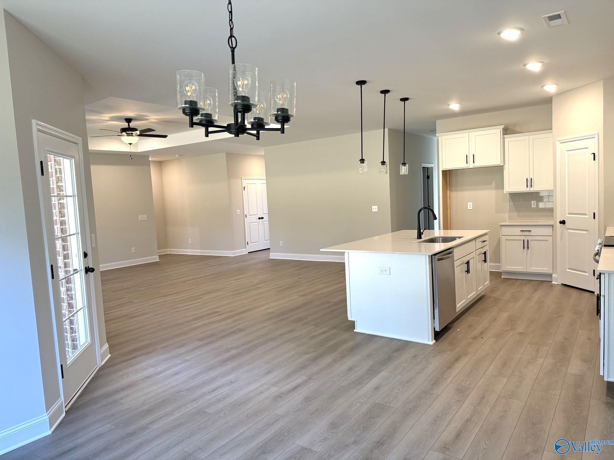 Image 2 of Davidson Homes' New Home at 829 Ronnie Drive