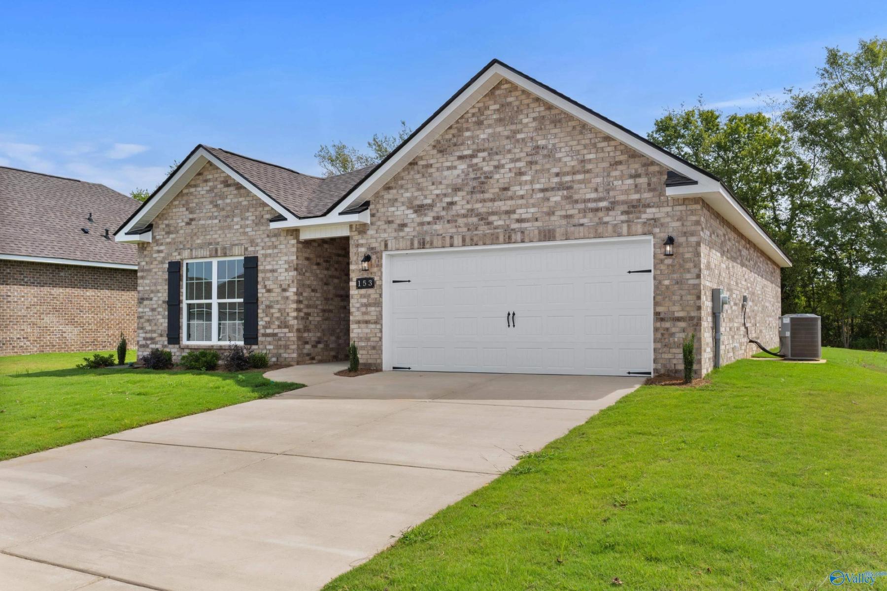 Image 7 of Davidson Homes' New Home at 153 Ivy Vine Drive