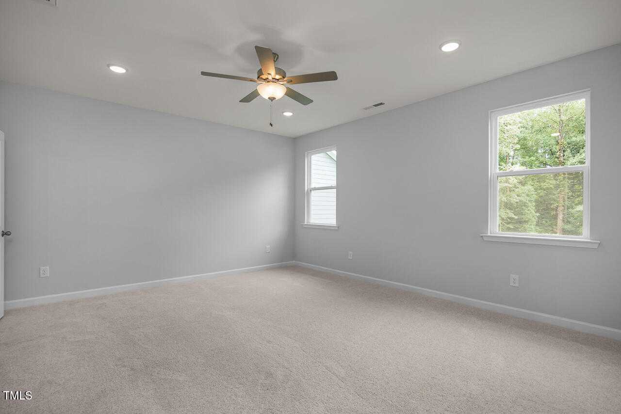 Image 16 of Davidson Homes' New Home at 444 Golden Dragonfly Street