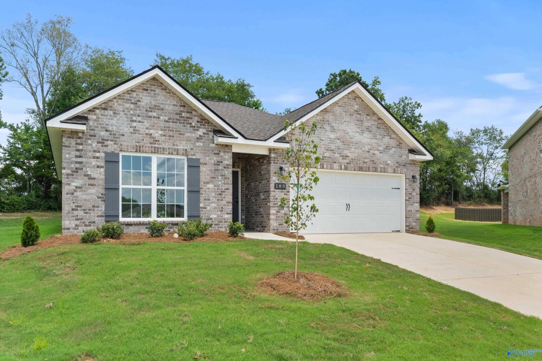 Image 2 of Davidson Homes' New Home at 183 River Pointe Drive