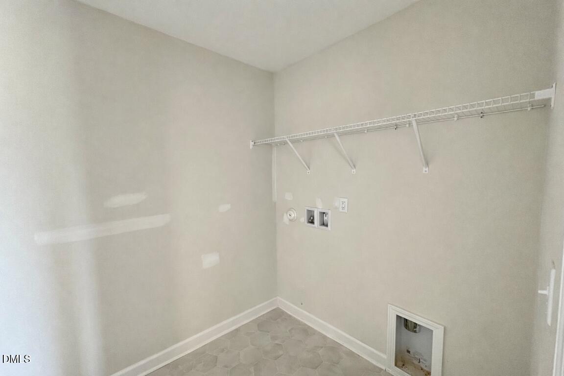 Image 16 of Davidson Homes' New Home at 608 Thatch Lane