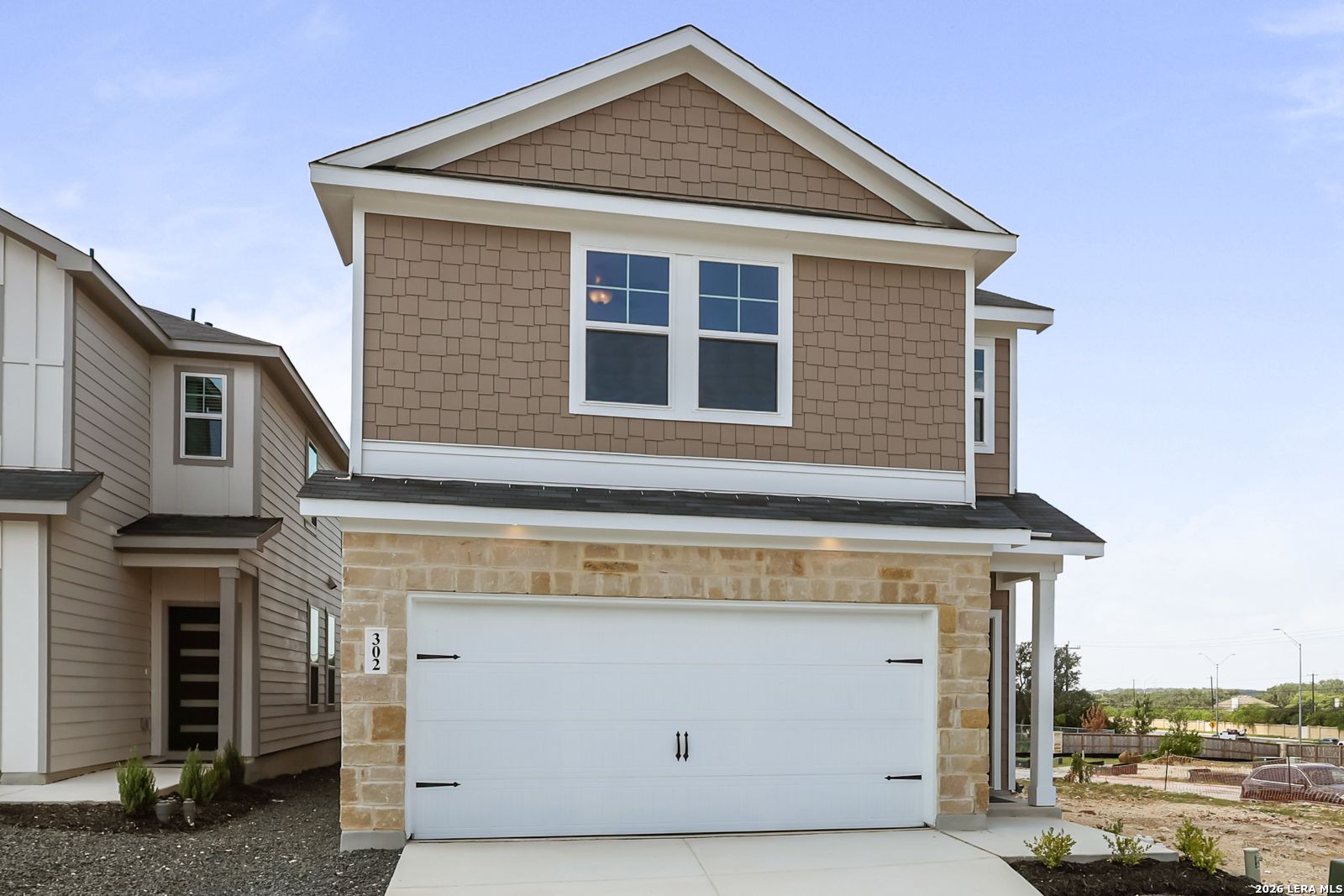Two-story, 4-bedroom Florence B floor plan by Davidson Homes with 2-car garage in Meadows at Oak Creek, San Antonio, Texas.