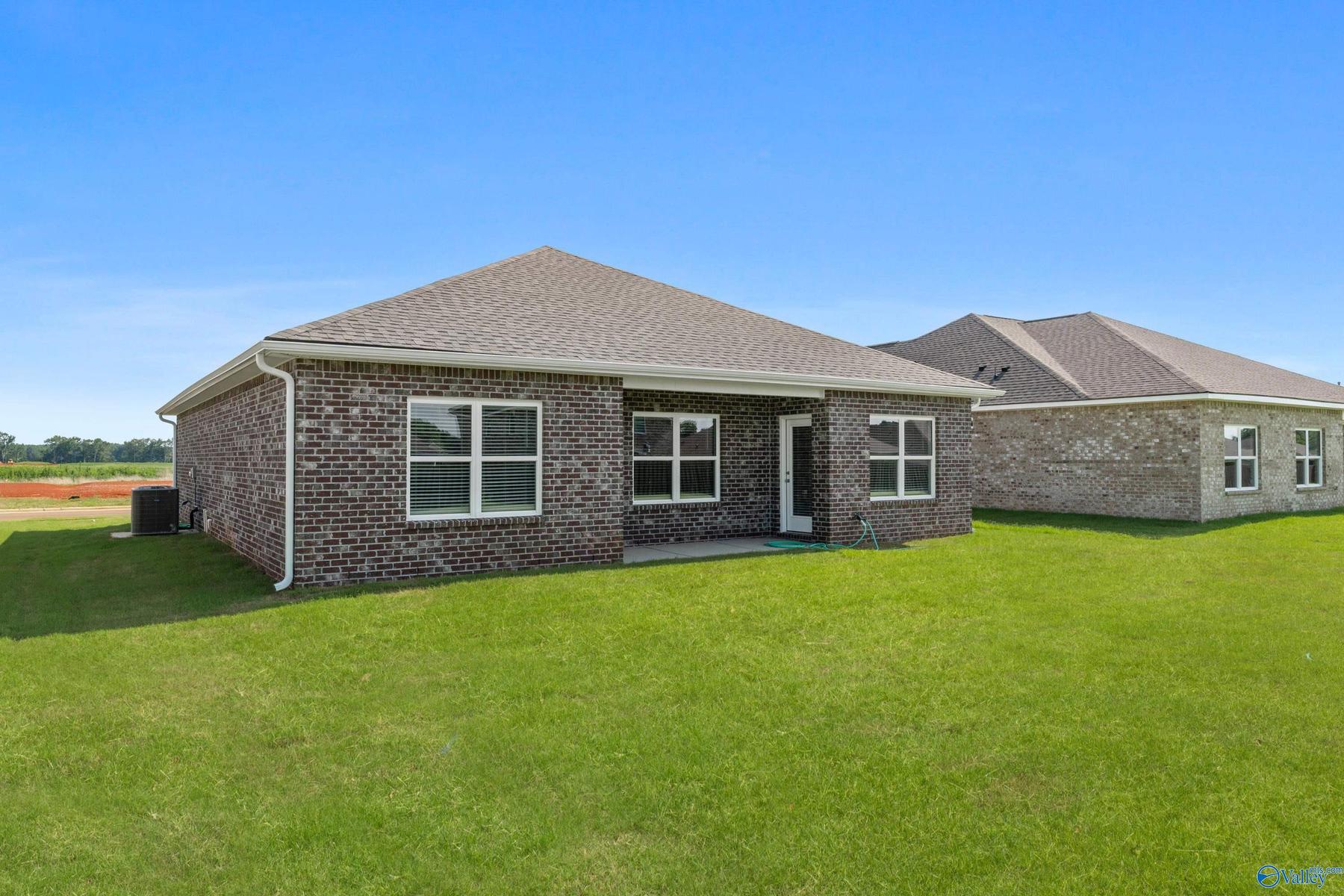 Image 27 of Davidson Homes' New Home at 307 Keller Drive