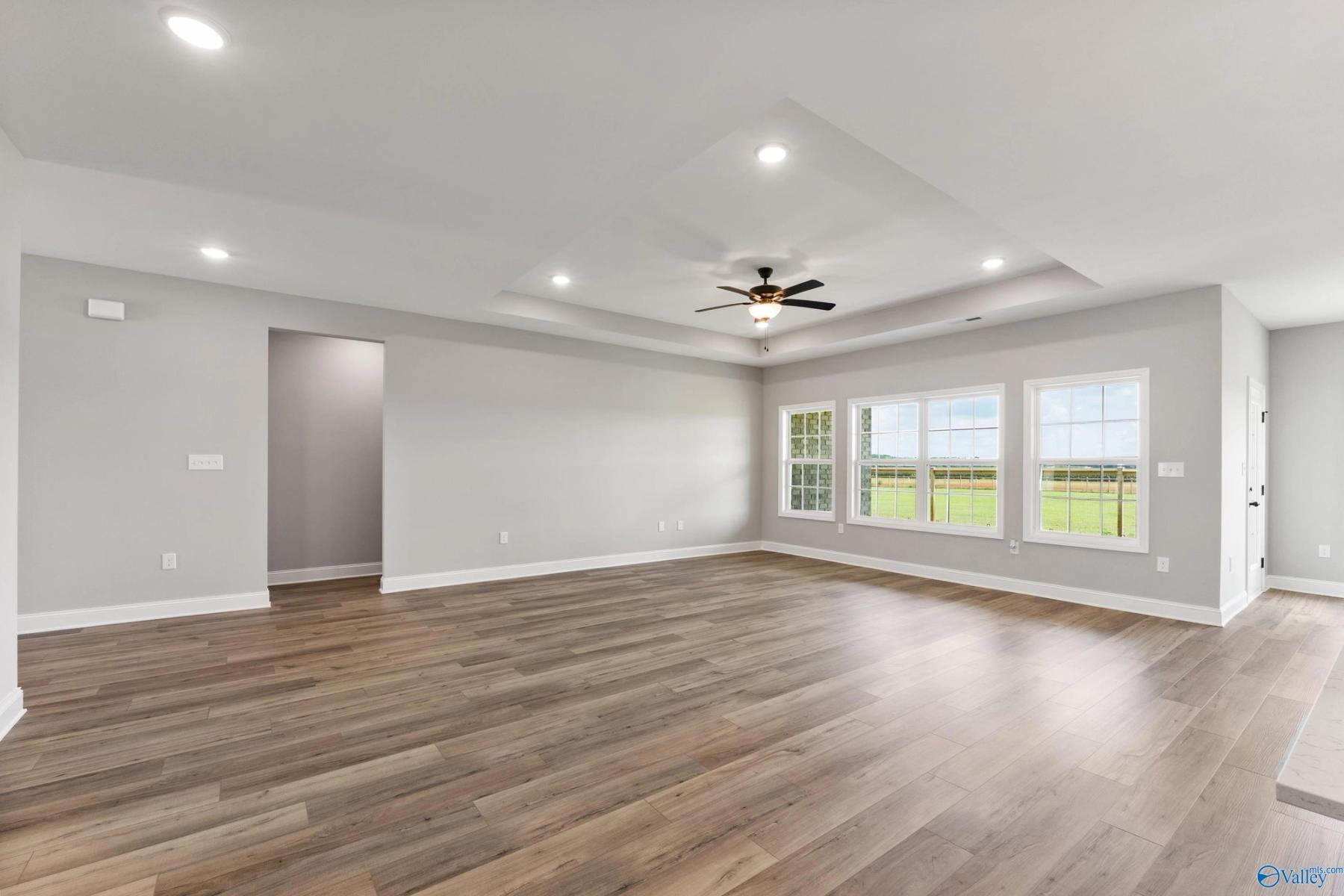 Image 3 of Davidson Homes' New Home at 208 Kendall Farms Boulevard