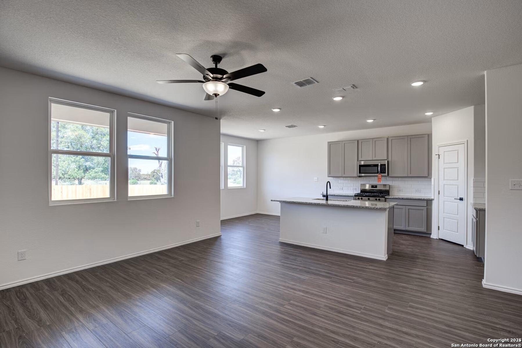 Image 9 of Davidson Homes' New Home at 3448 Meteor Night