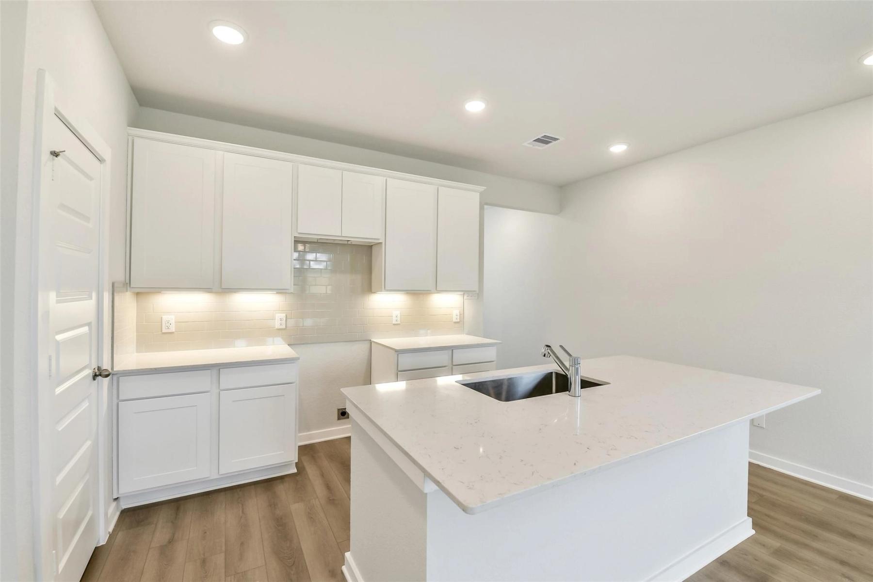 Image 16 of Davidson Homes' New Home at 25984 Liberation Road