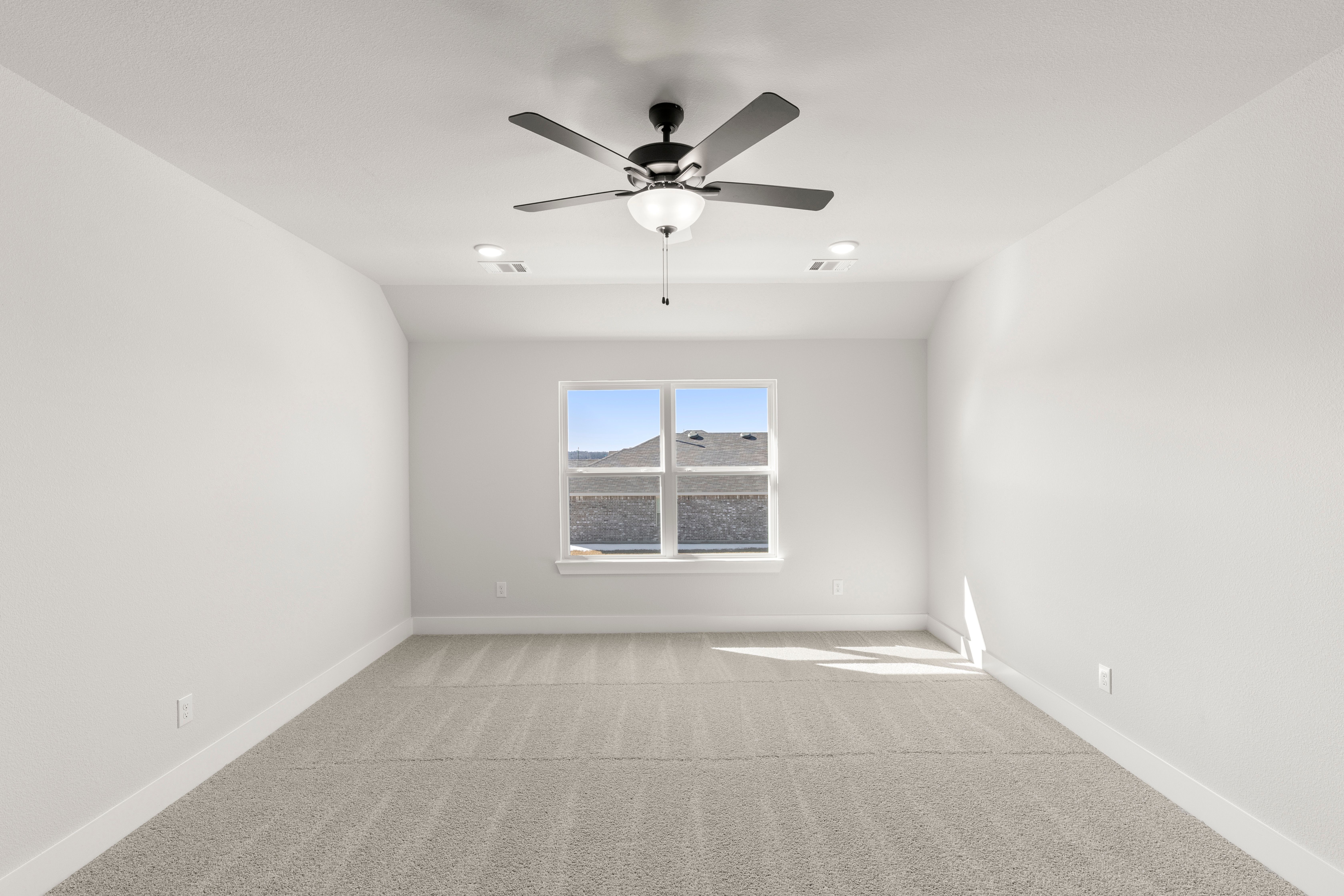 Image 18 of Davidson Homes' New Home at 214 Saddletree Dr