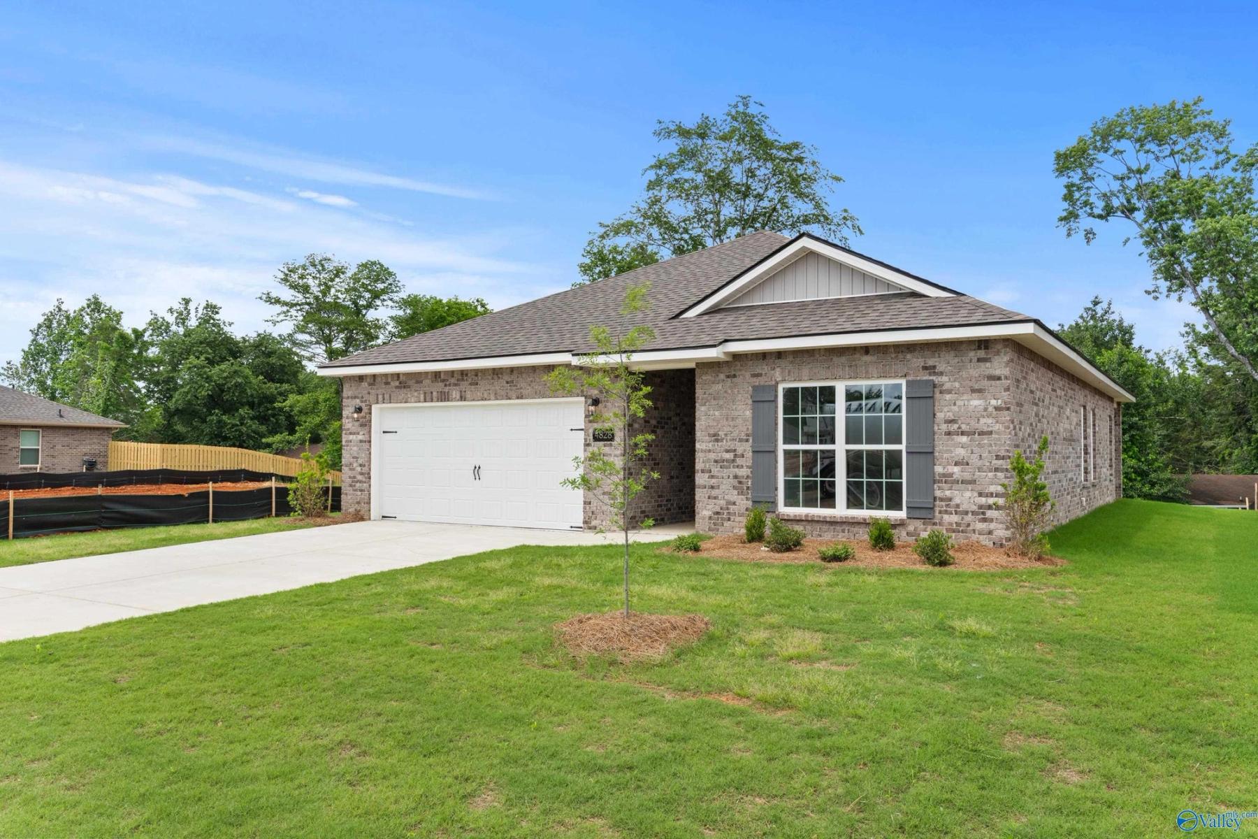 Image 5 of Davidson Homes' New Home at 4828 Benjamins Bloom Loop