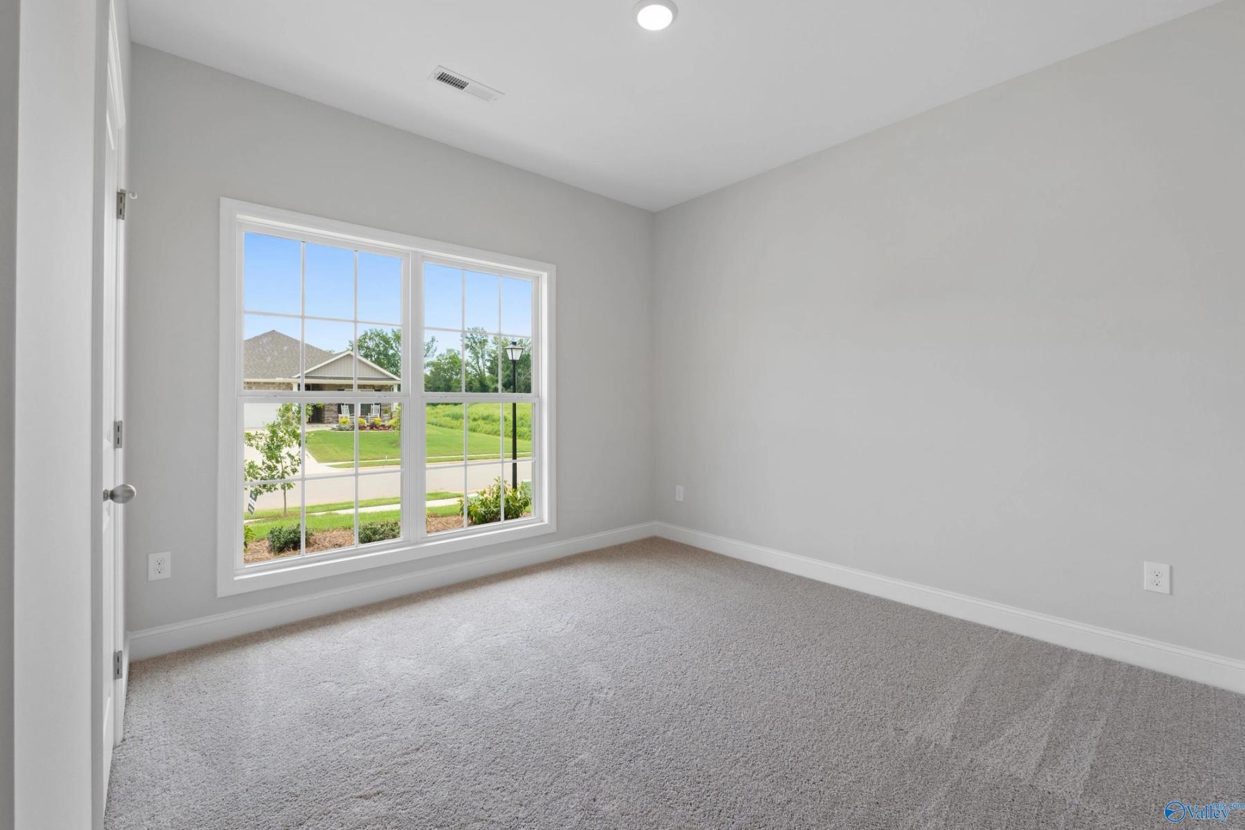 Image 8 of Davidson Homes' New Home at 158 River Pointe Drive