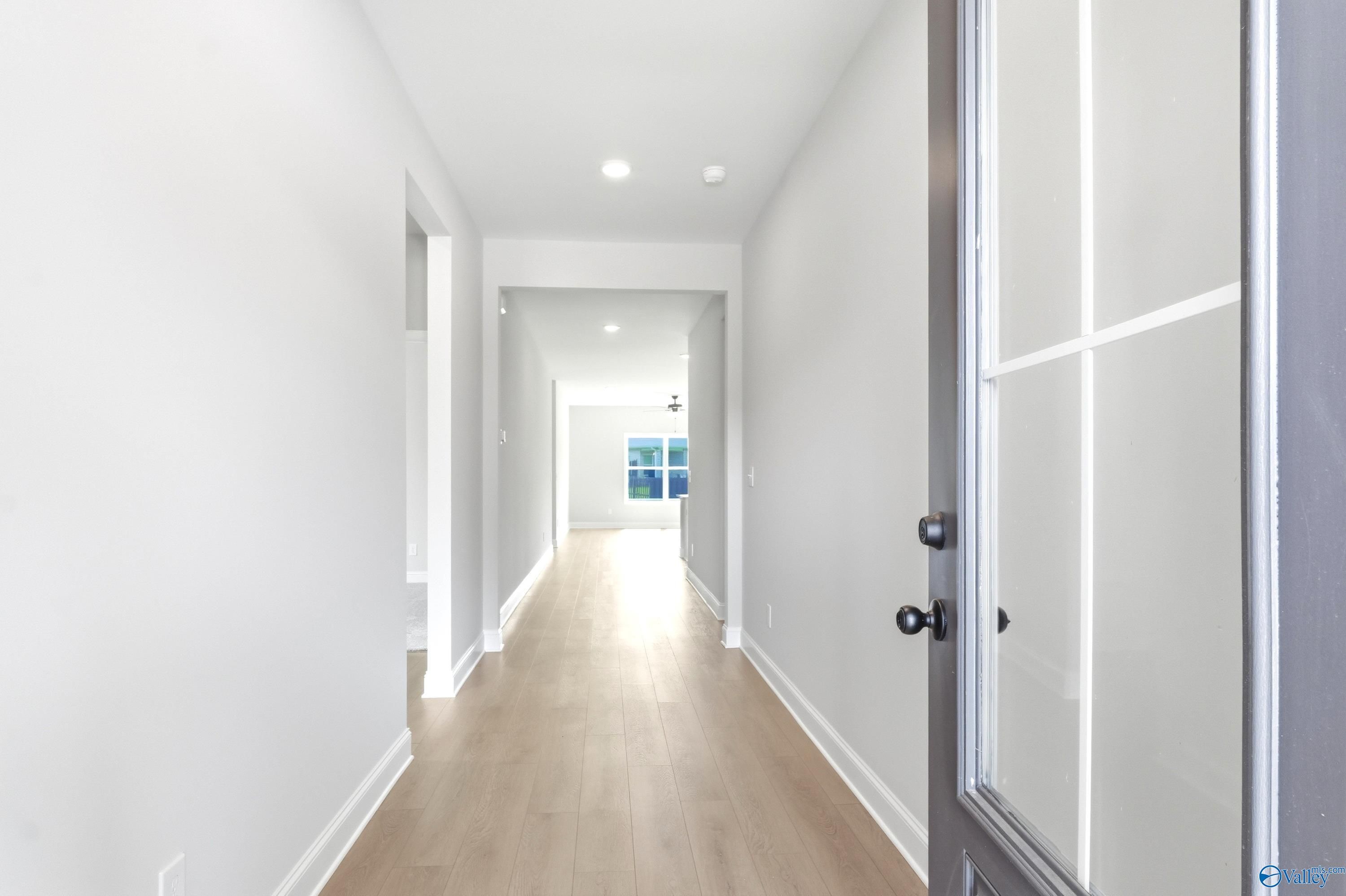 Image 3 of Davidson Homes' New Home at 103 River Pointe Drive