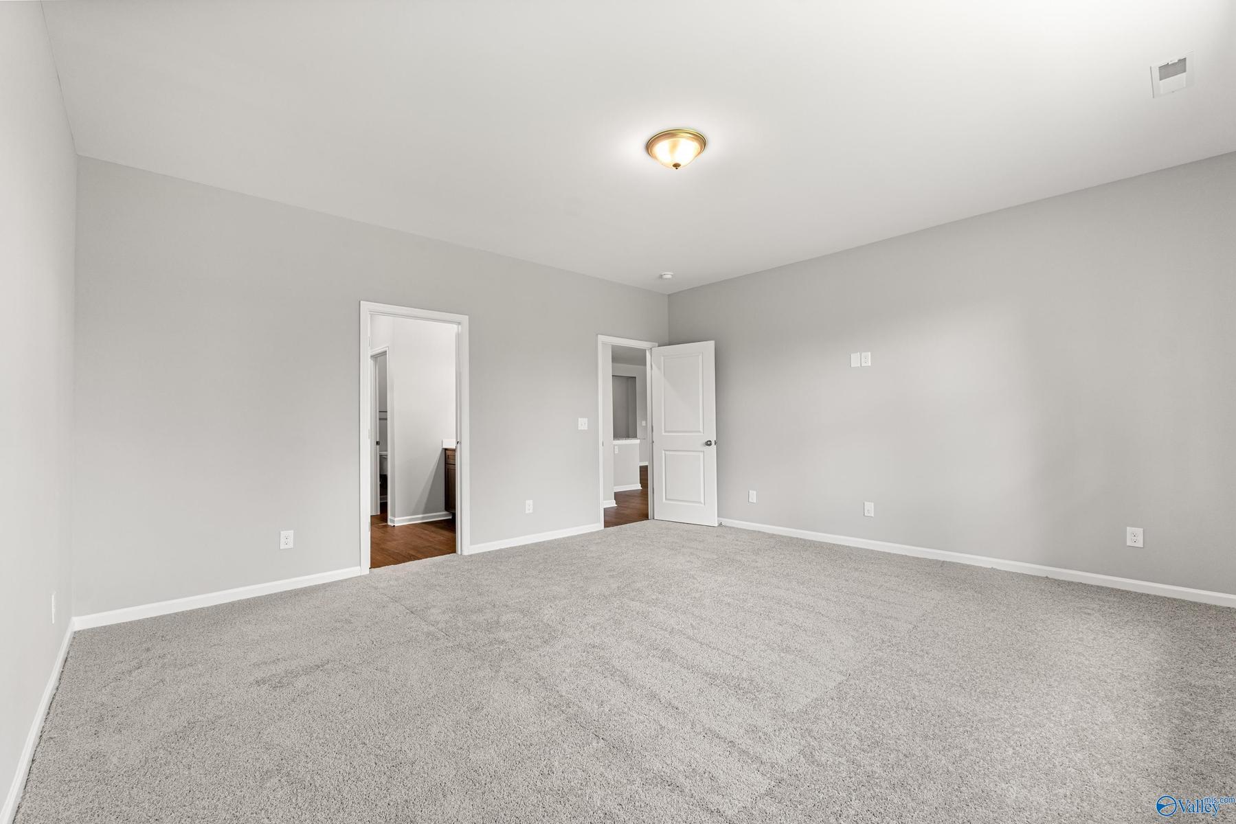 Image 20 of Davidson Homes' New Home at 207 Applewood Court