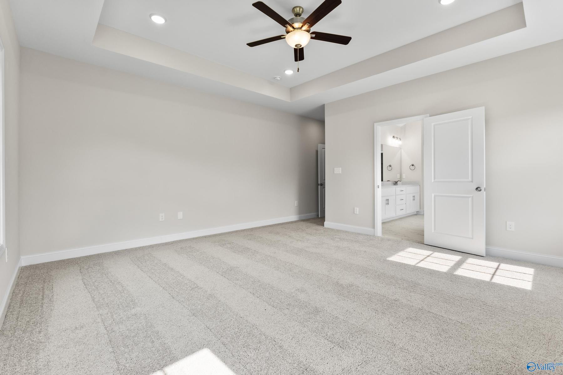 Image 23 of Davidson Homes' New Home at 211 Kendall Farms Boulevard