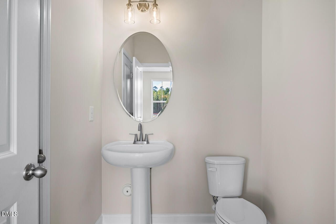 Image 8 of Davidson Homes' New Home at 411 Bahia Drive
