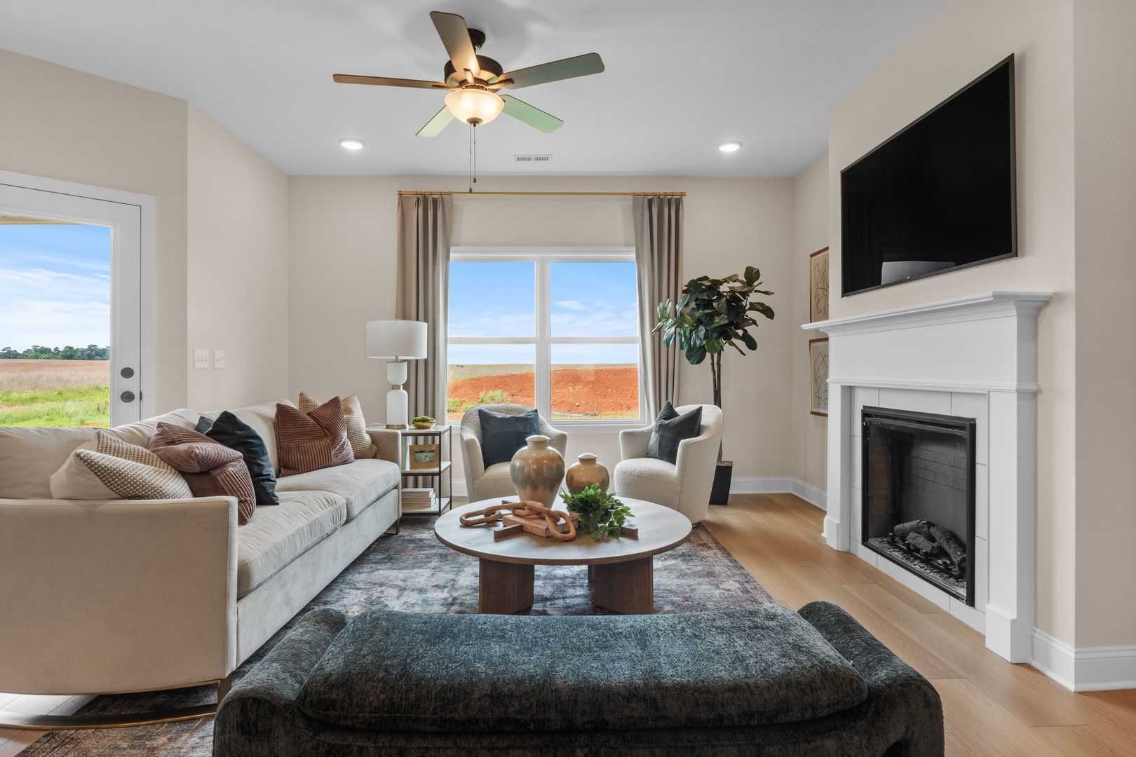 Image 15 of Davidson Homes' New Home at 215 Saddletree Drive