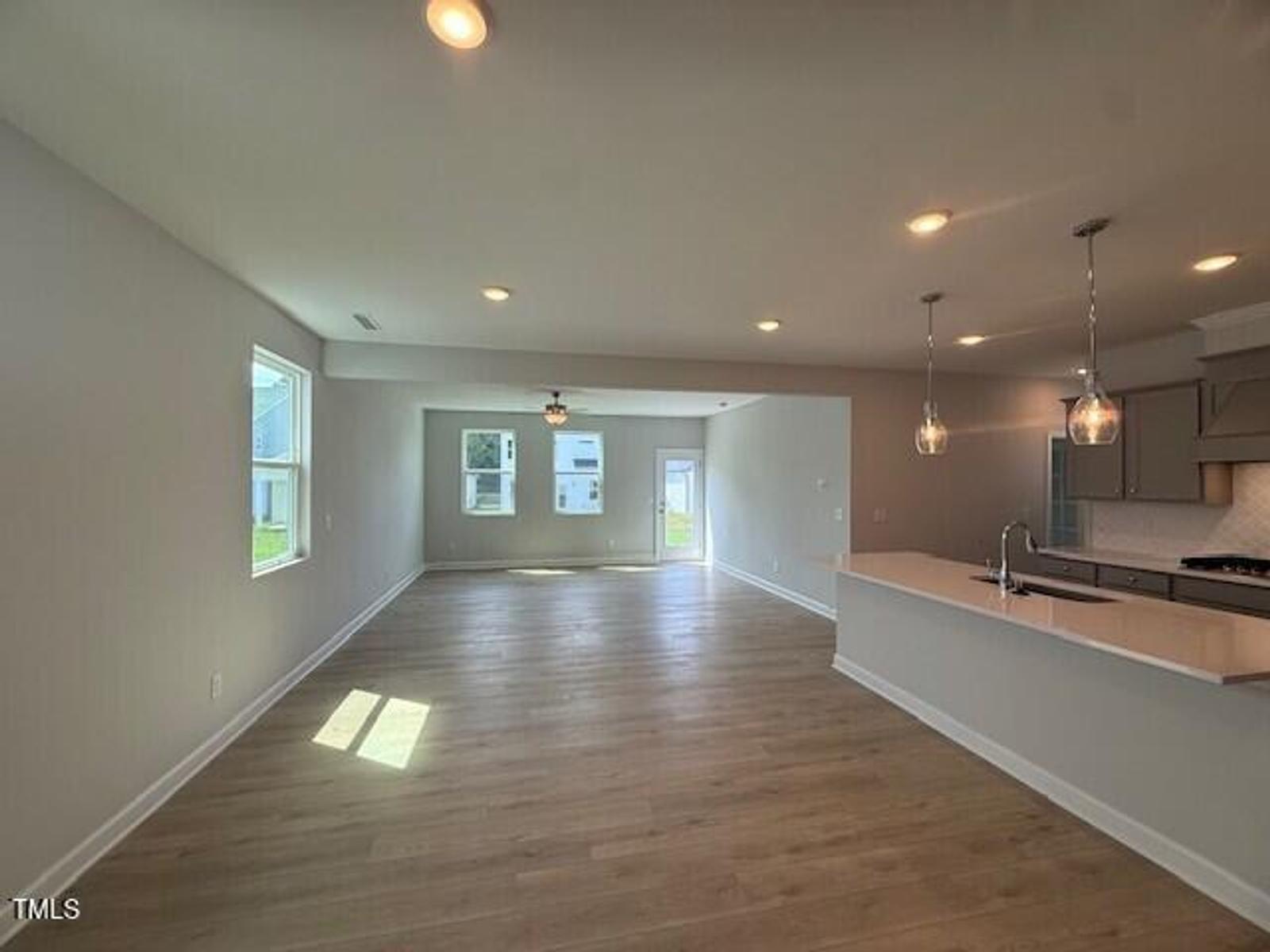 Image 5 of Davidson Homes' New Home at 301 Gregory Village Drive