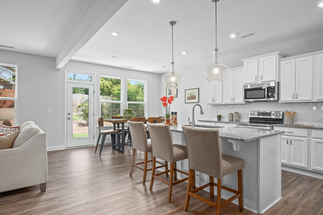 Davidson Homes Logan Meadow model kitchen