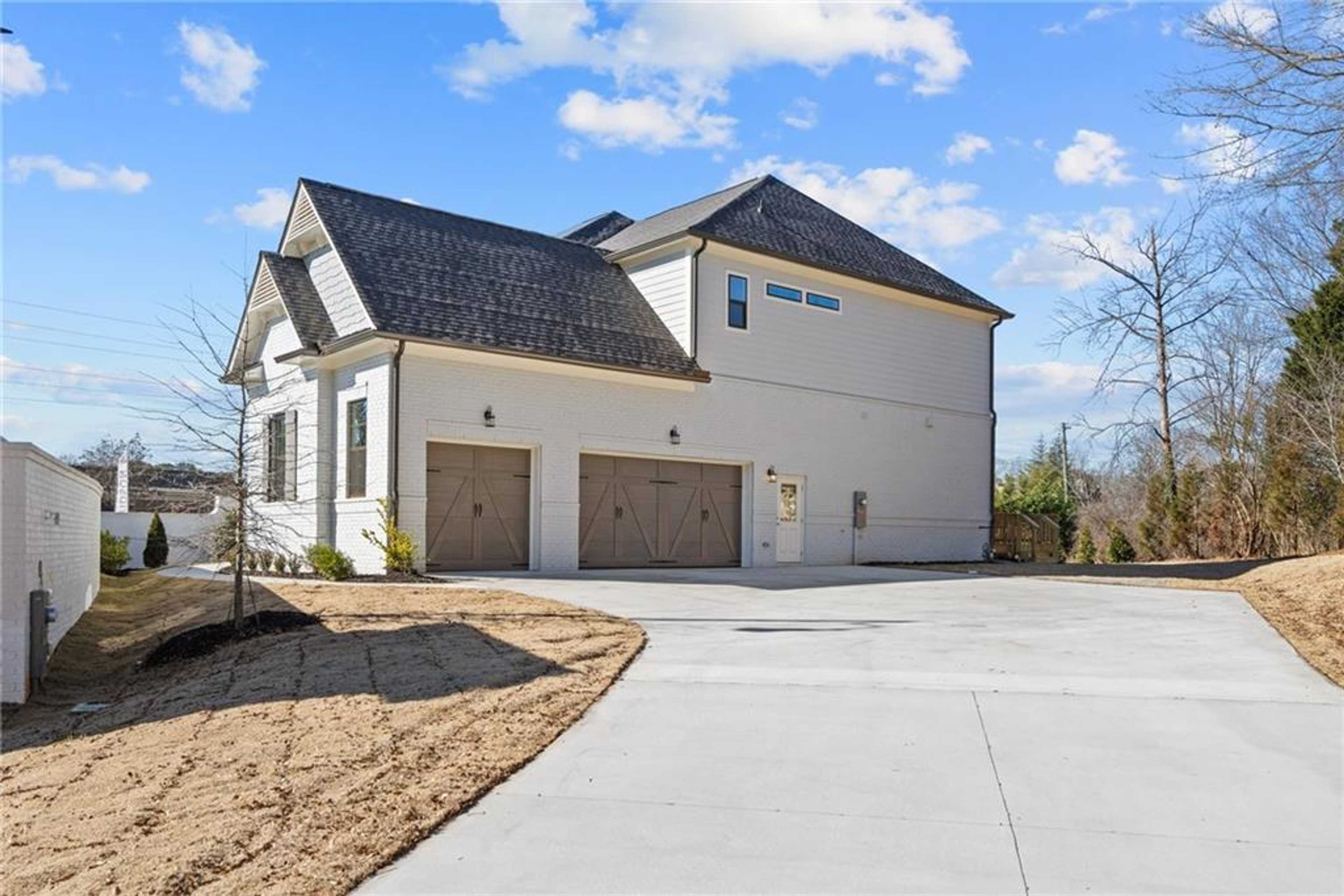 Image 3 of Davidson Homes' New Home at 2711 Twisted Oak Lane