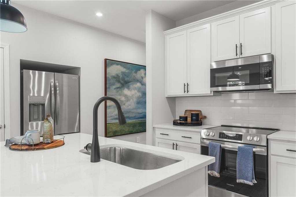 Image 10 of Davidson Homes' New Home at 516 Crown Drive