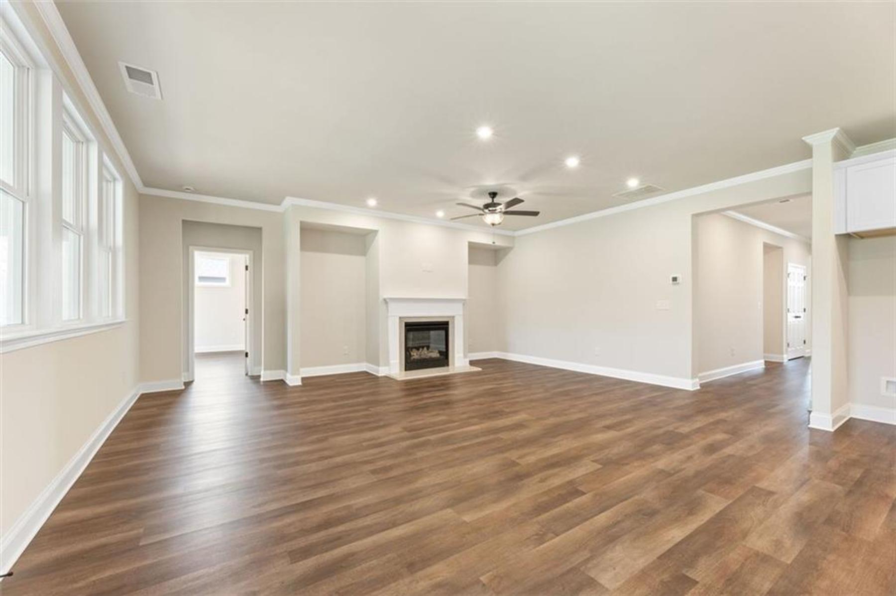 Image 13 of Davidson Homes' New Home at 537 Grand Wehunt Drive