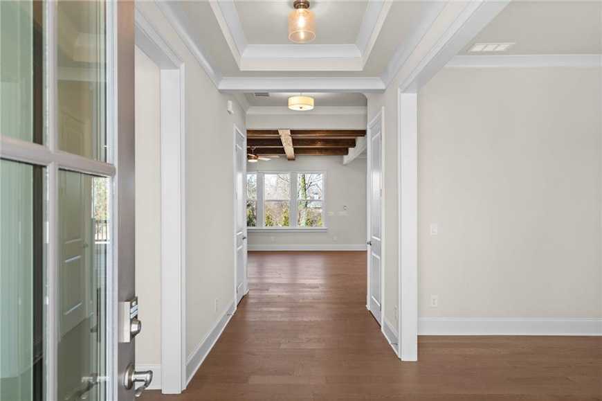 Image 5 of Davidson Homes' New Home at 2711 Twisted Oak Lane