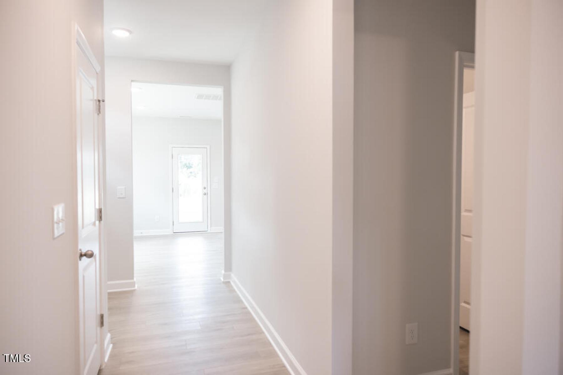 Image 12 of Davidson Homes' New Home at 277 Gregory Village Drive