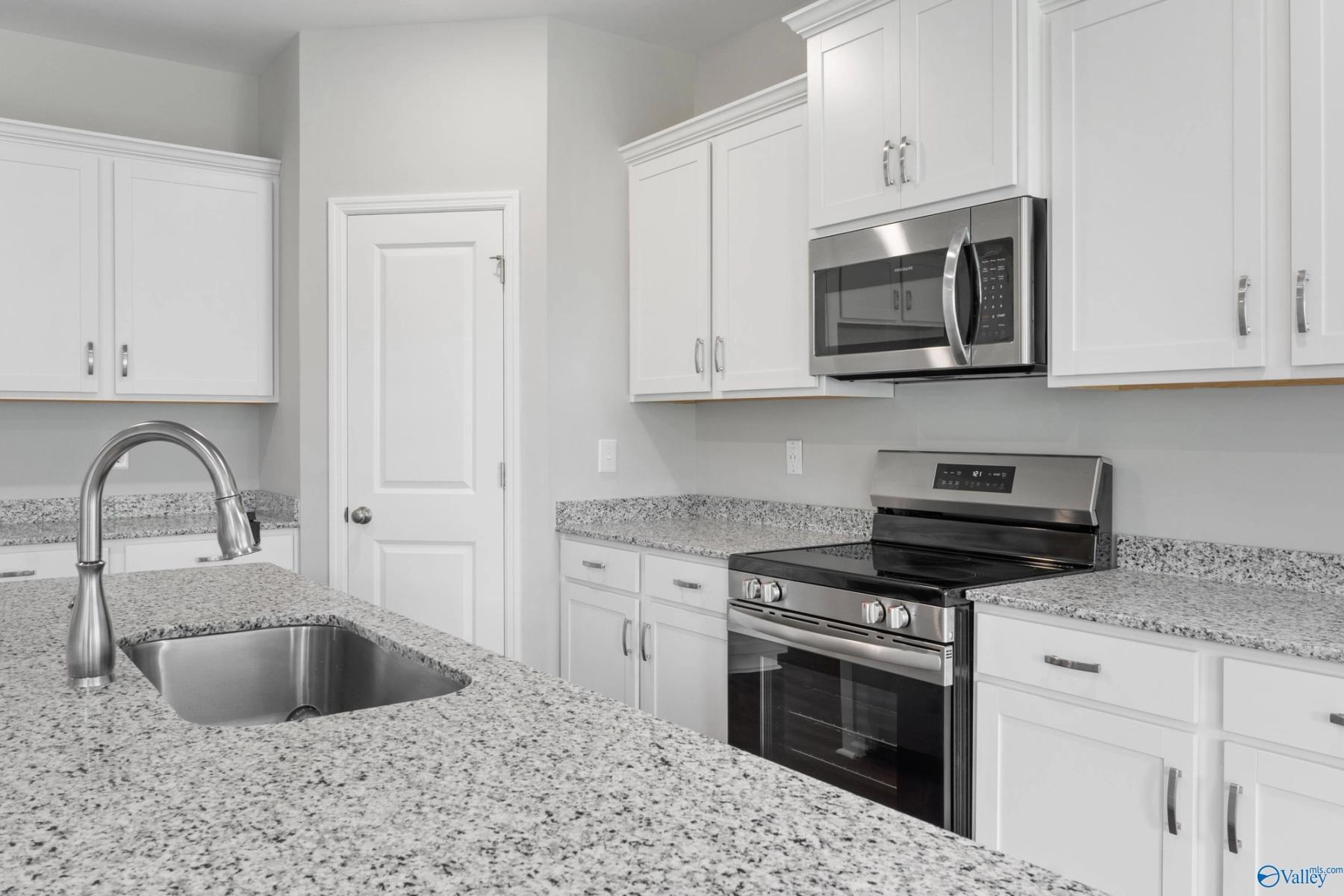 Image 16 of Davidson Homes' New Home at 148 Aurora Circle
