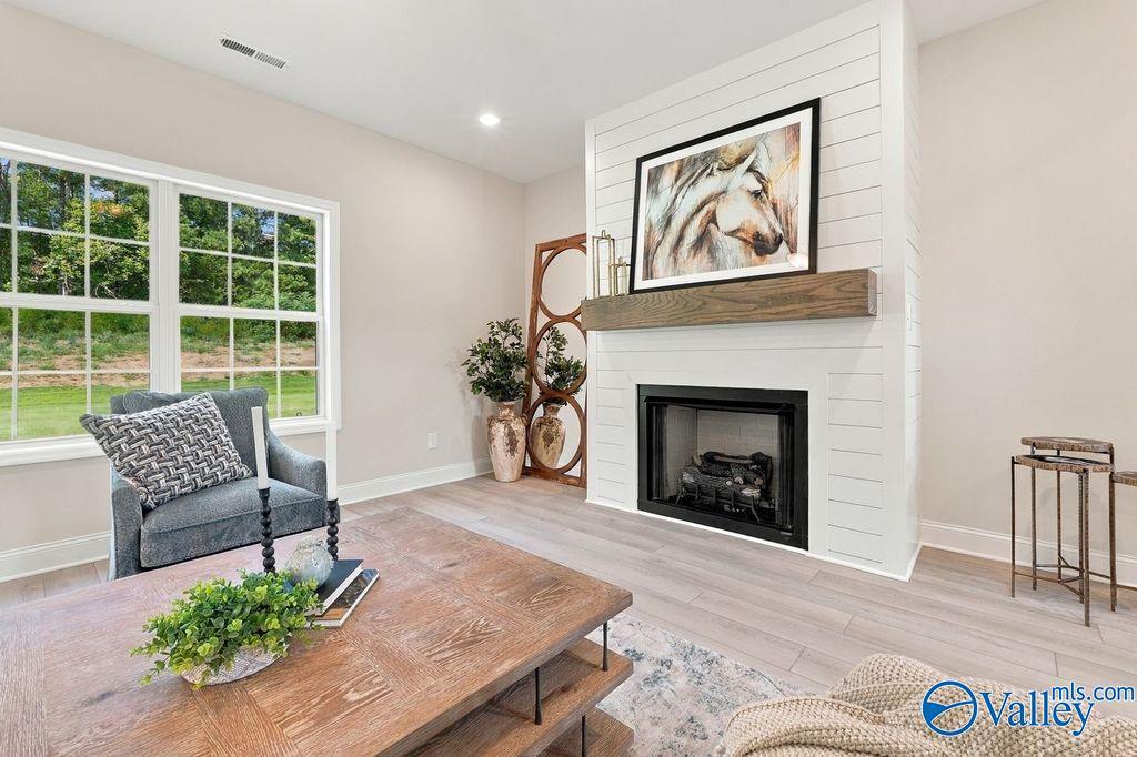Image 9 of Davidson Homes' New Home at 817 Ronnie Drive SE