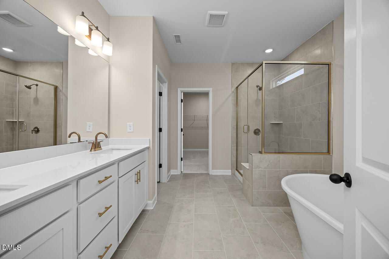 Image 18 of Davidson Homes' New Home at 111 Crop Road