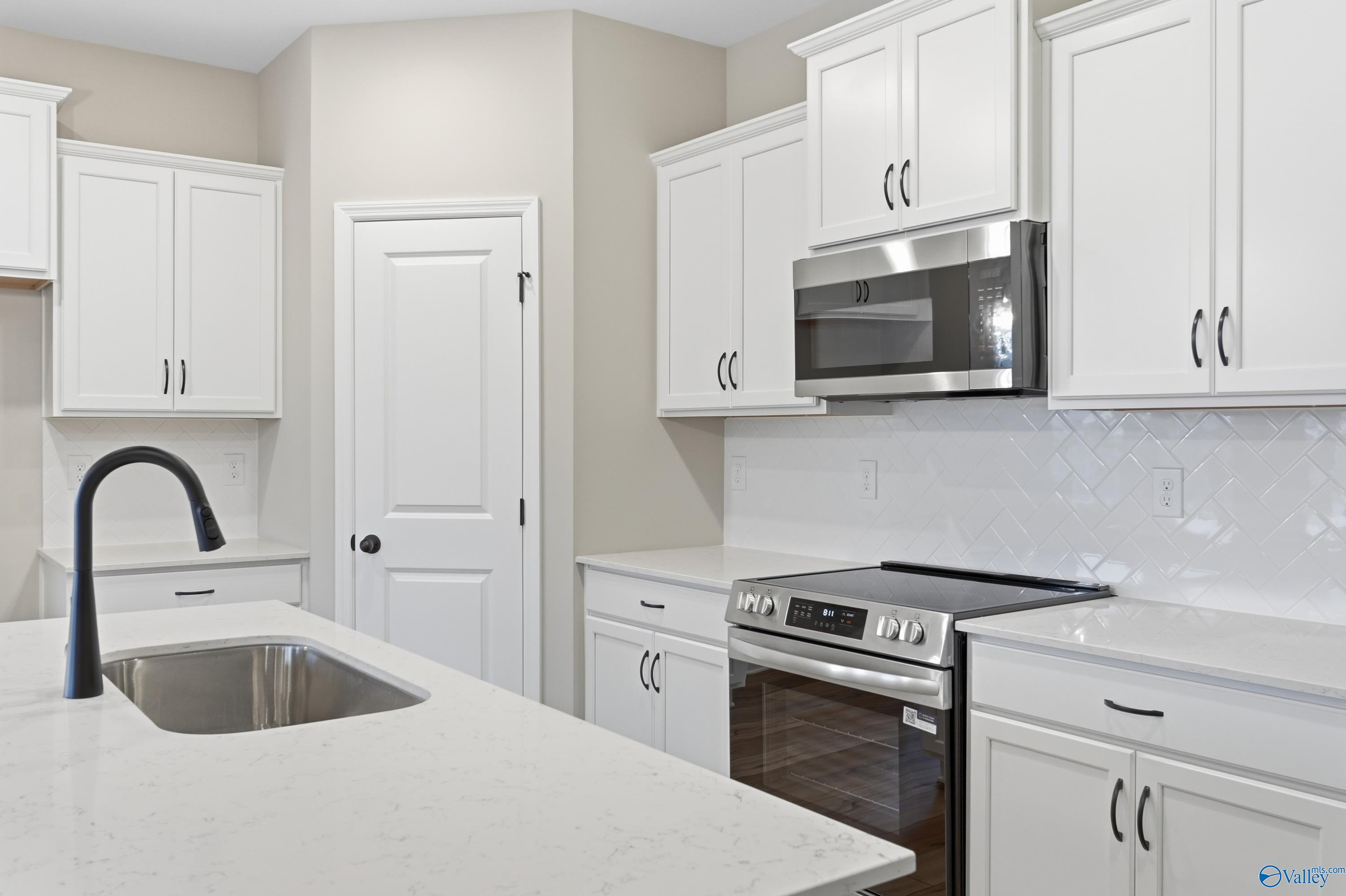 Image 2 of Davidson Homes' New Home at 16375 Blue Water Way