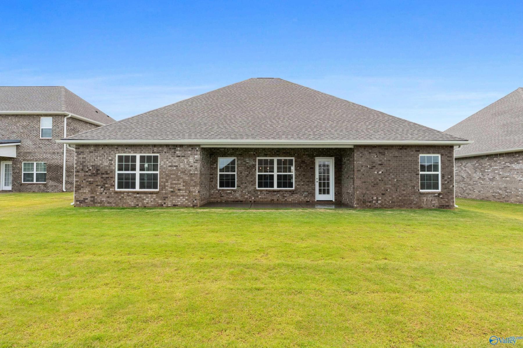 Image 24 of Davidson Homes' New Home at 103 Lucy Lynn Boulevard