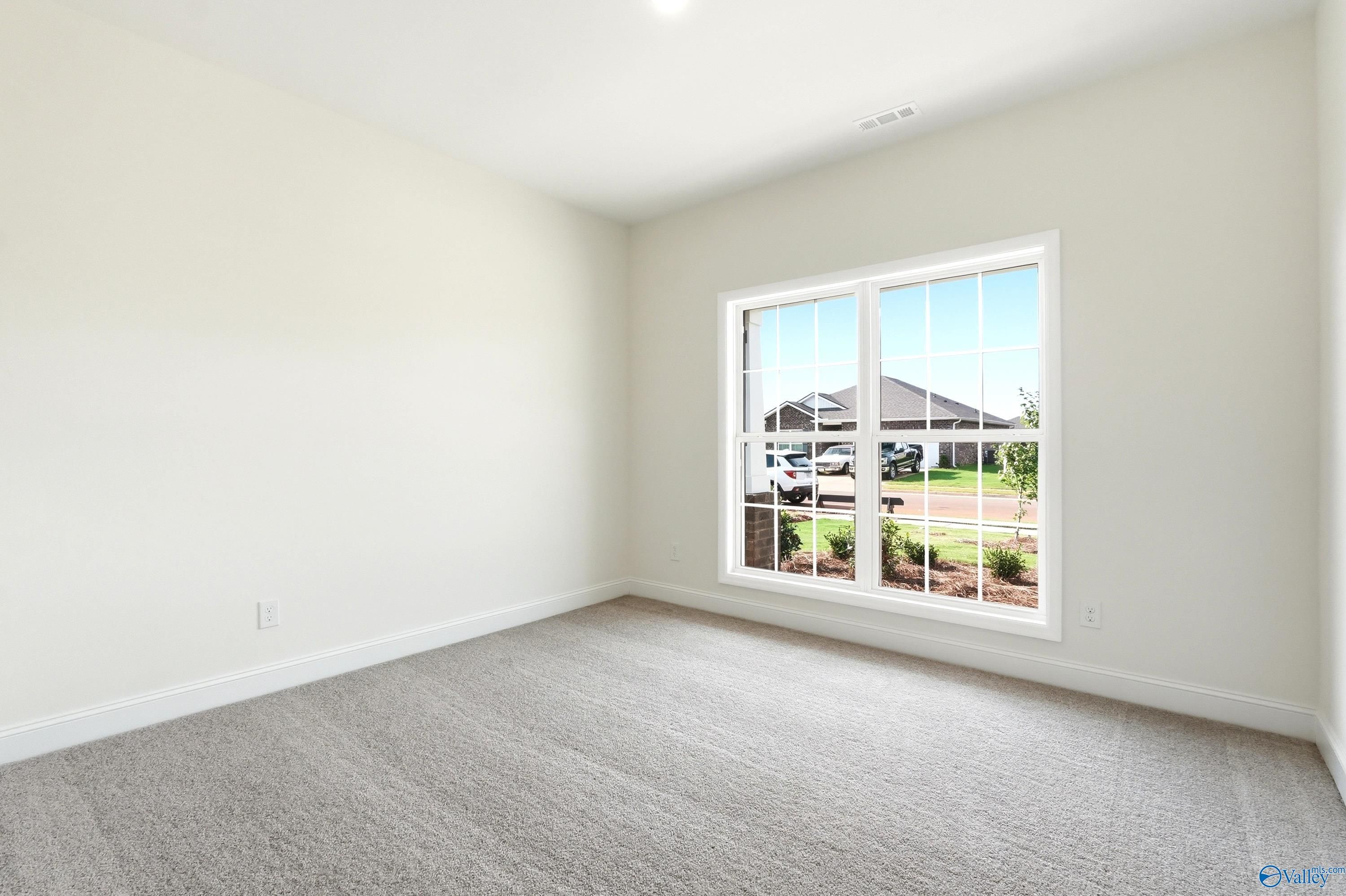 Image 6 of Davidson Homes' New Home at 304 Keller Drive