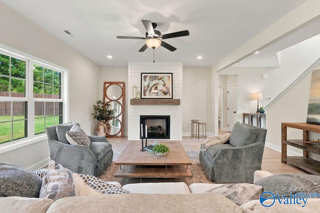 Image 10 of Davidson Homes' New Home at 817 Ronnie Drive SE