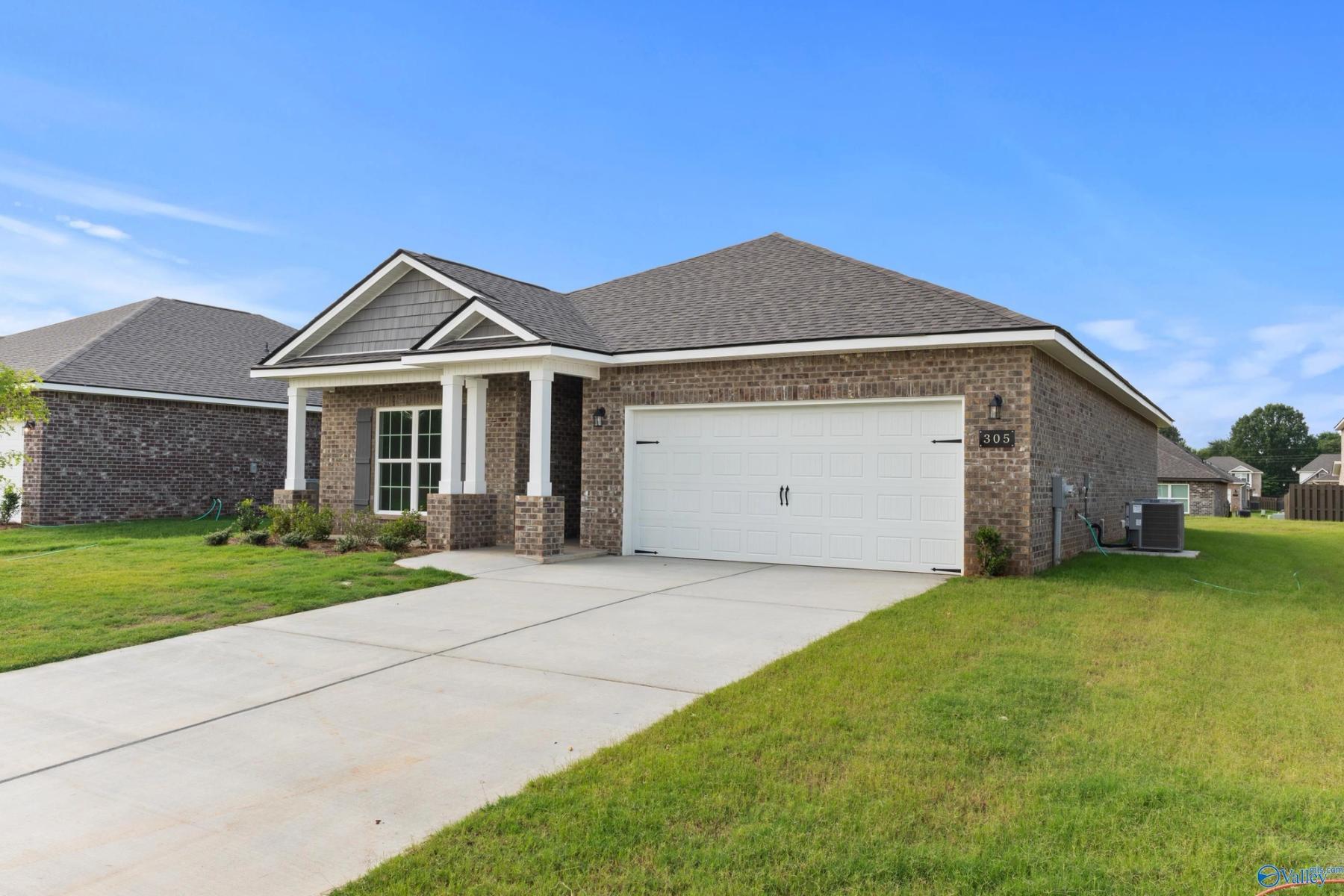 Image 2 of Davidson Homes' New Home at 305 Keller Drive