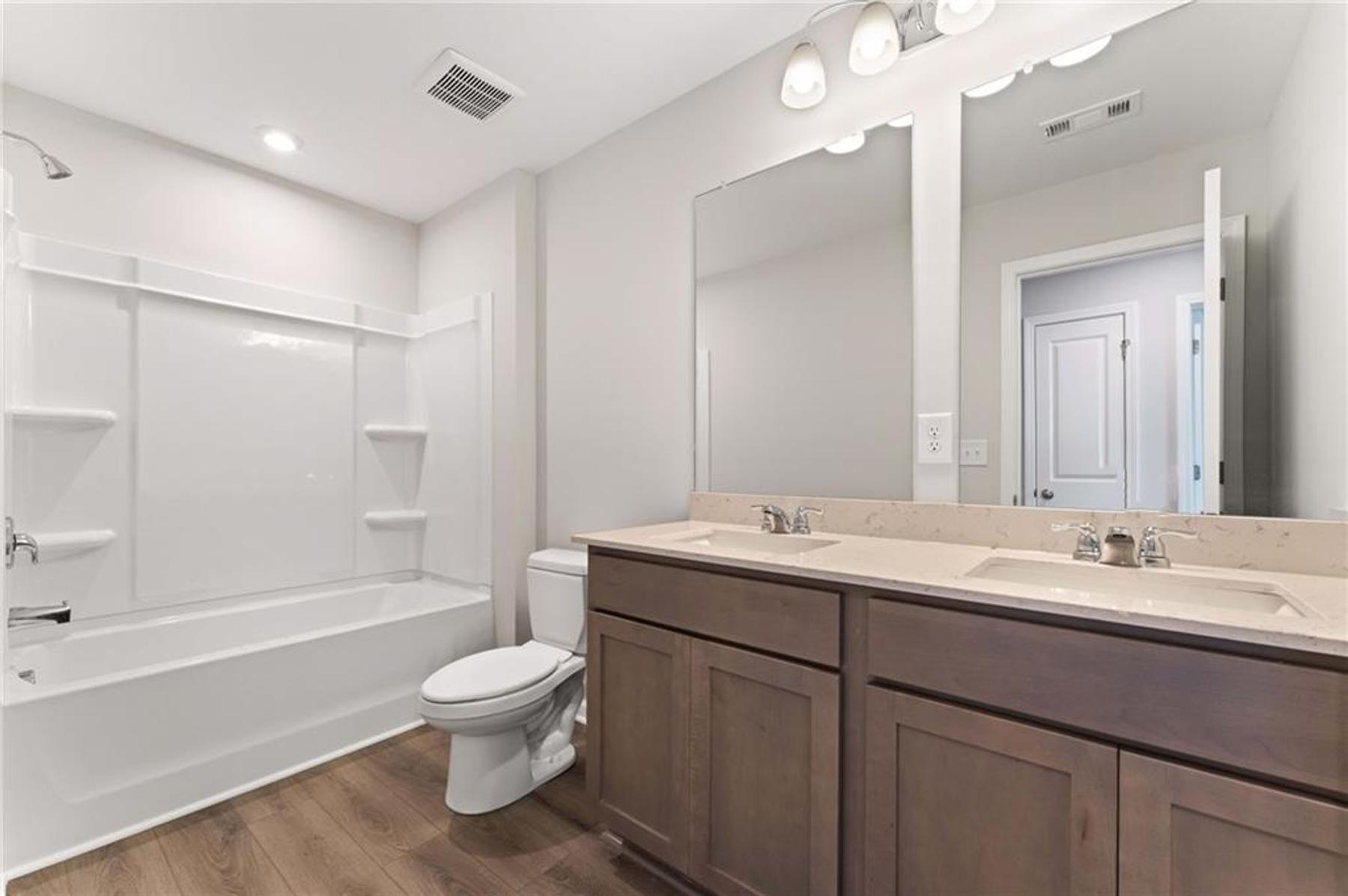 Image 19 of Davidson Homes' New Home at 491 Crown Drive