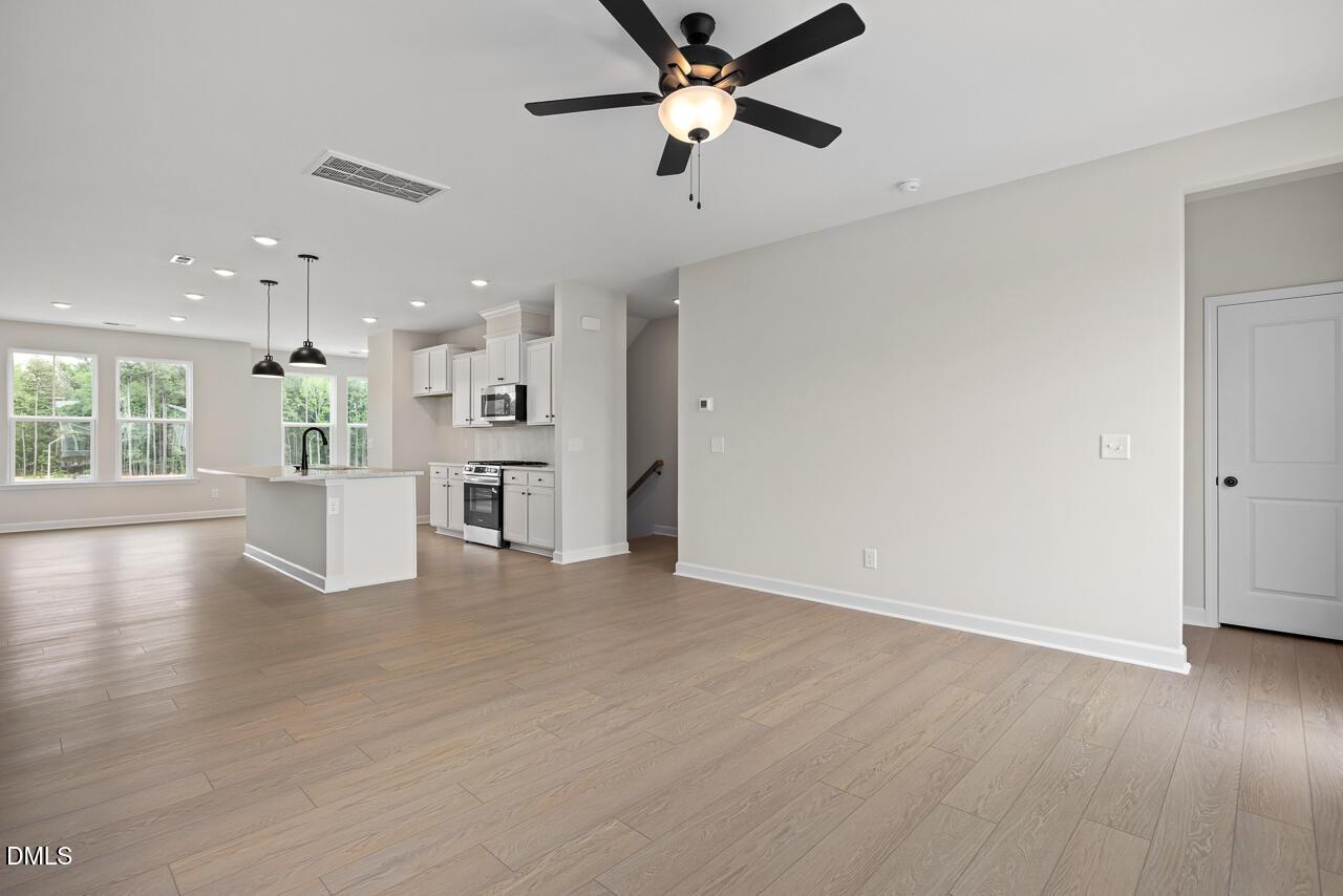 Image 7 of Davidson Homes' New Home at 608 Thatch Lane