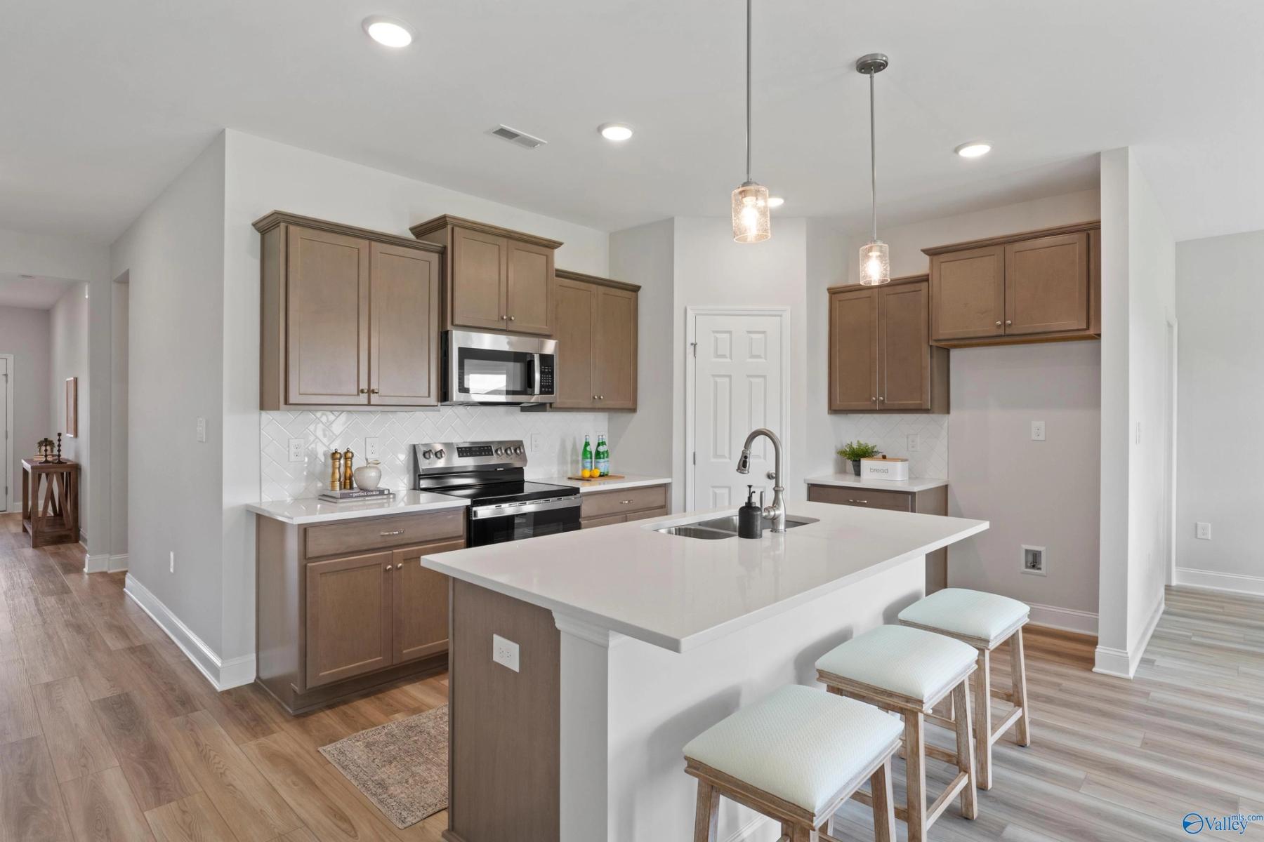 Image 5 of Davidson Homes' New Home at 146 Heritage Lakes Boulevard