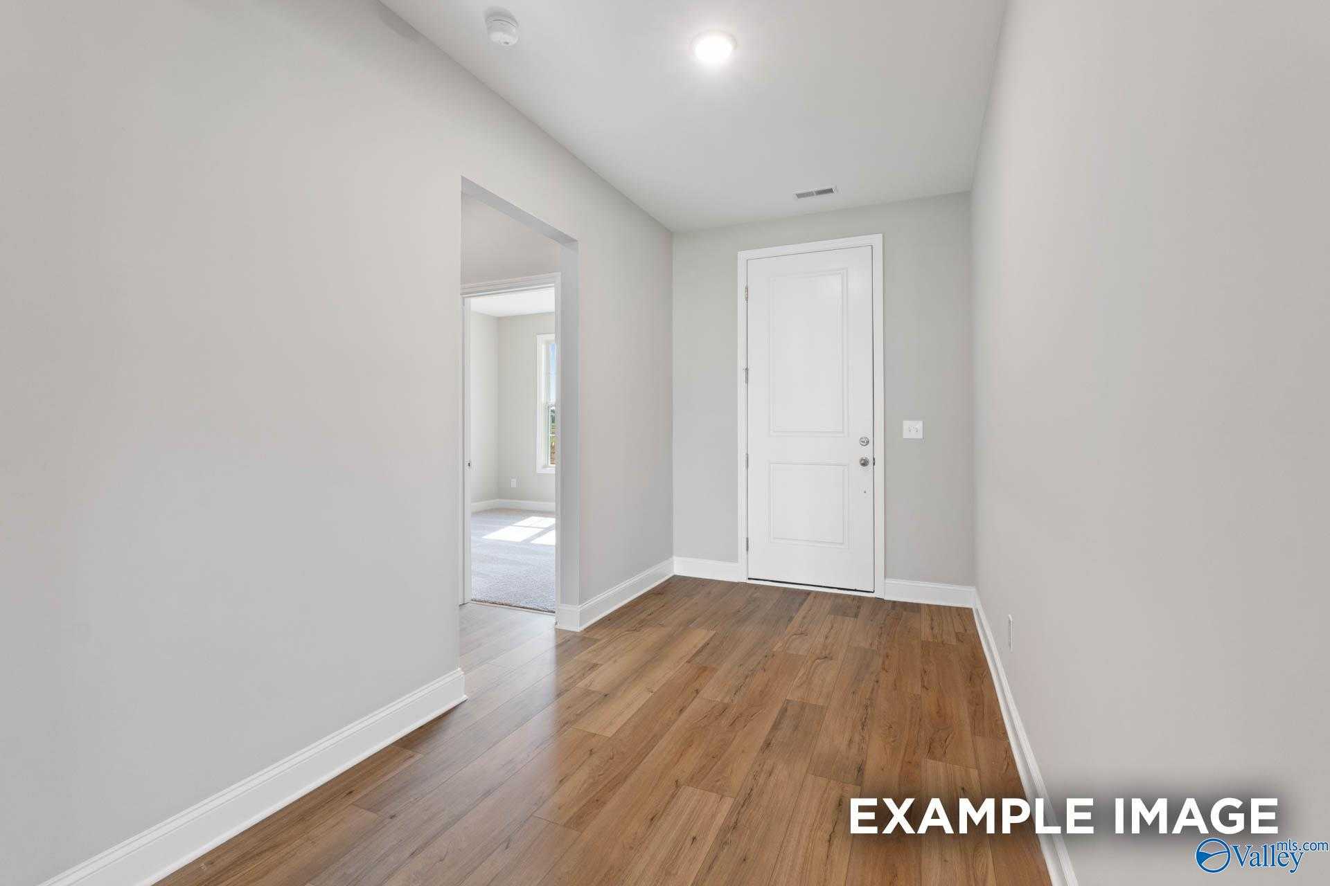 Image 7 of Davidson Homes' New Home at 907 Ronnie Drive