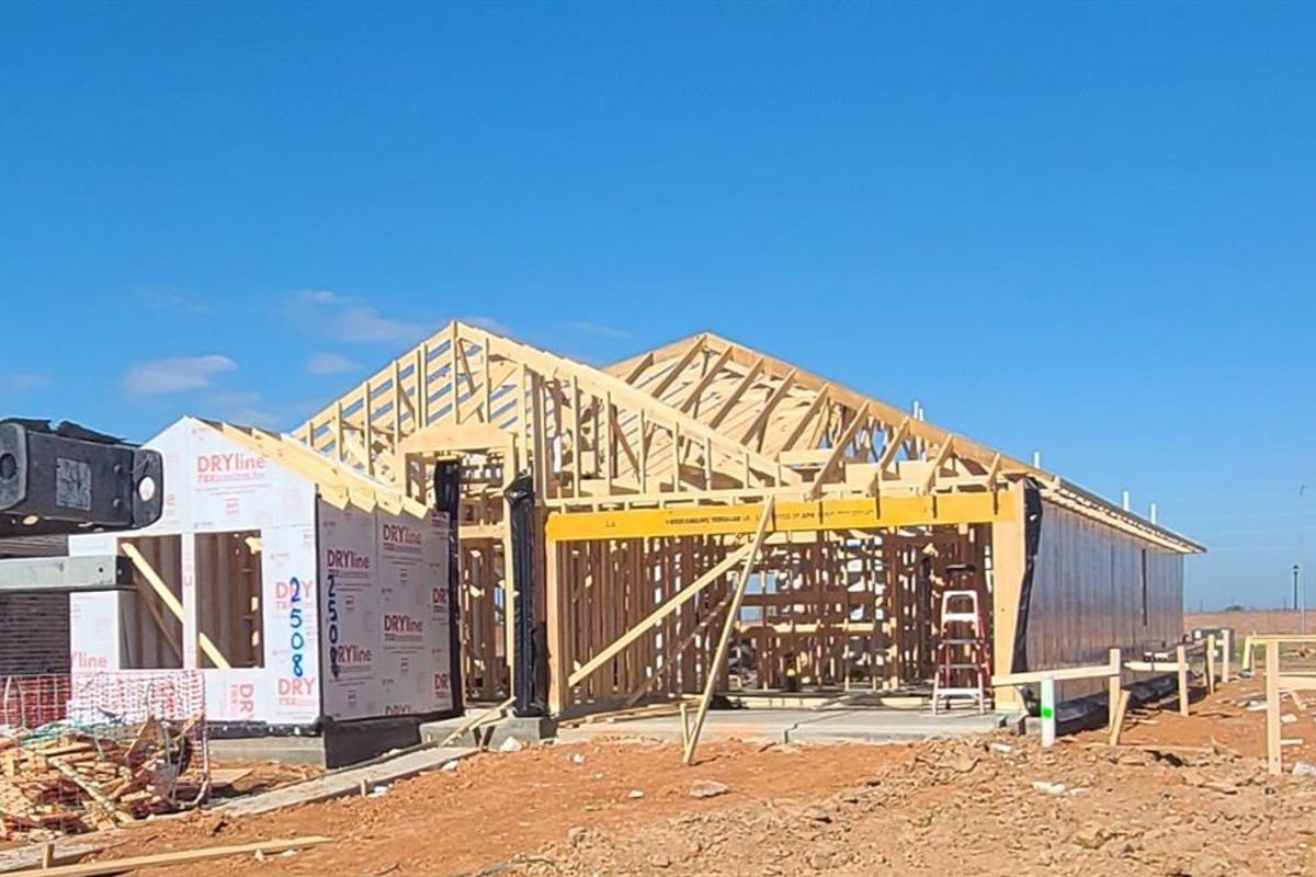 Image 3 of Davidson Homes' New Home at 2508 Bolinas Bluff Drive