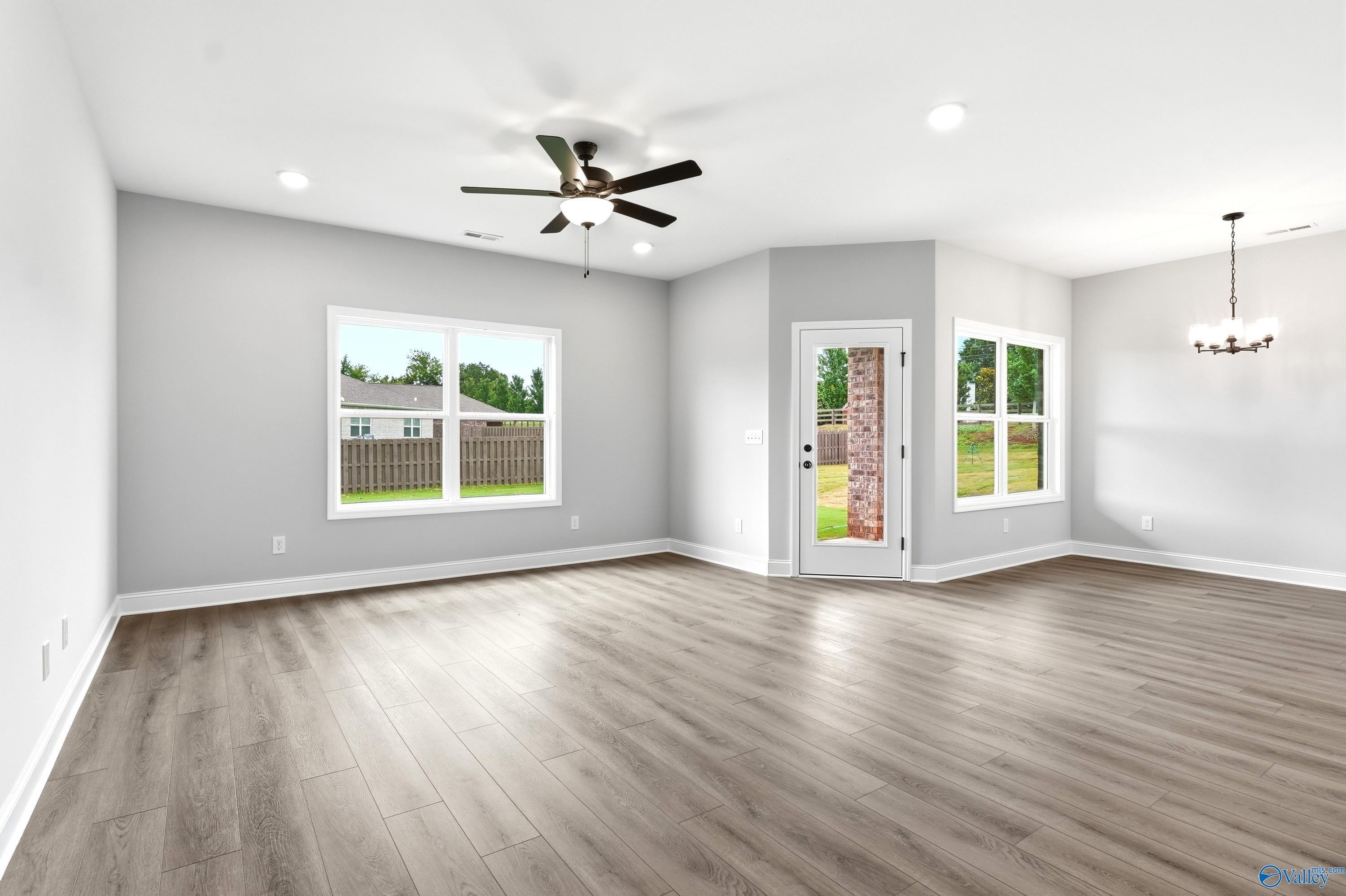 Image 5 of Davidson Homes' New Home at 103 River Pointe Drive