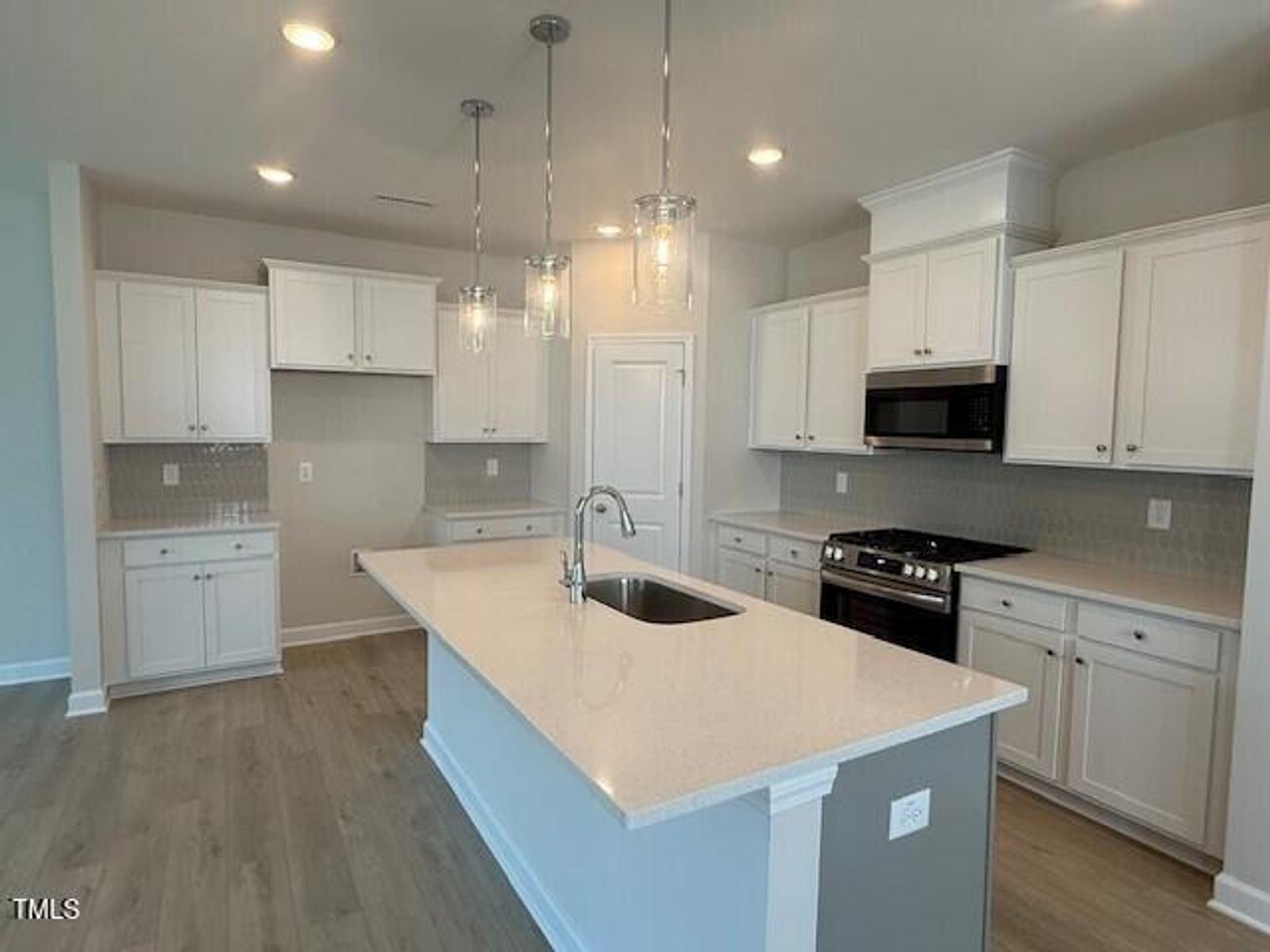 Image 2 of Davidson Homes' New Home at 307 Gregory Village Drive