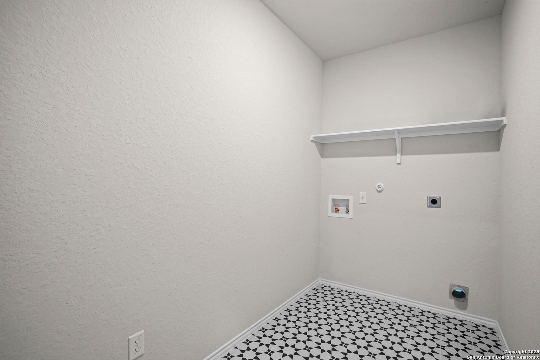 Image 8 of Davidson Homes' New Home at 3421 Meteor Night